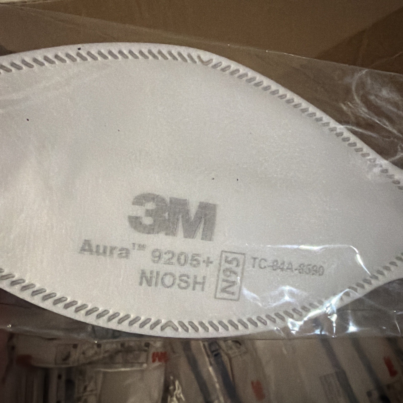 3M Aura Particulate Respirator 9205+ N95, Lightweight(10 pieces)