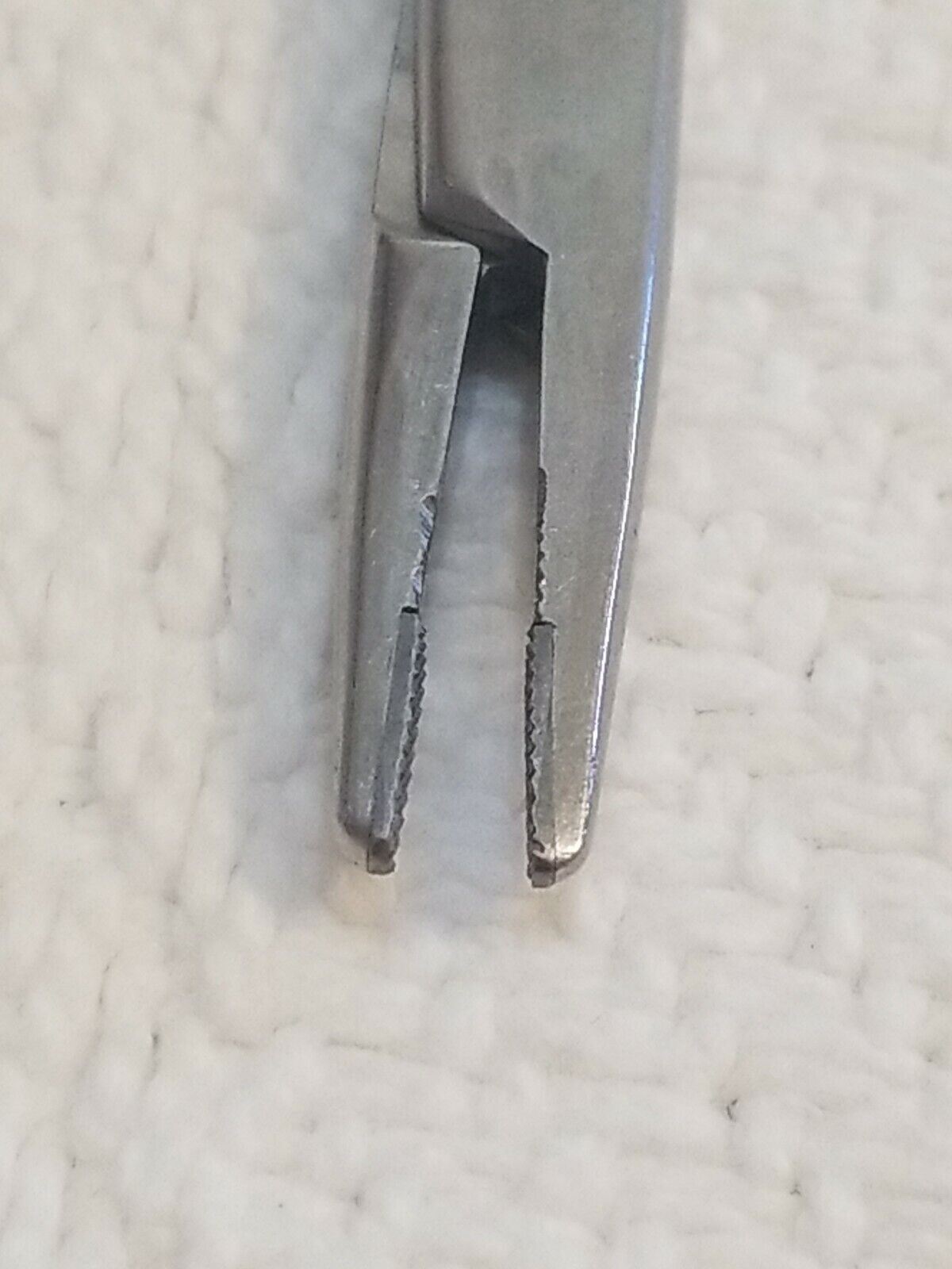 Codman 36-3011 Microvascular Classic Plus Needle Holder MJ9