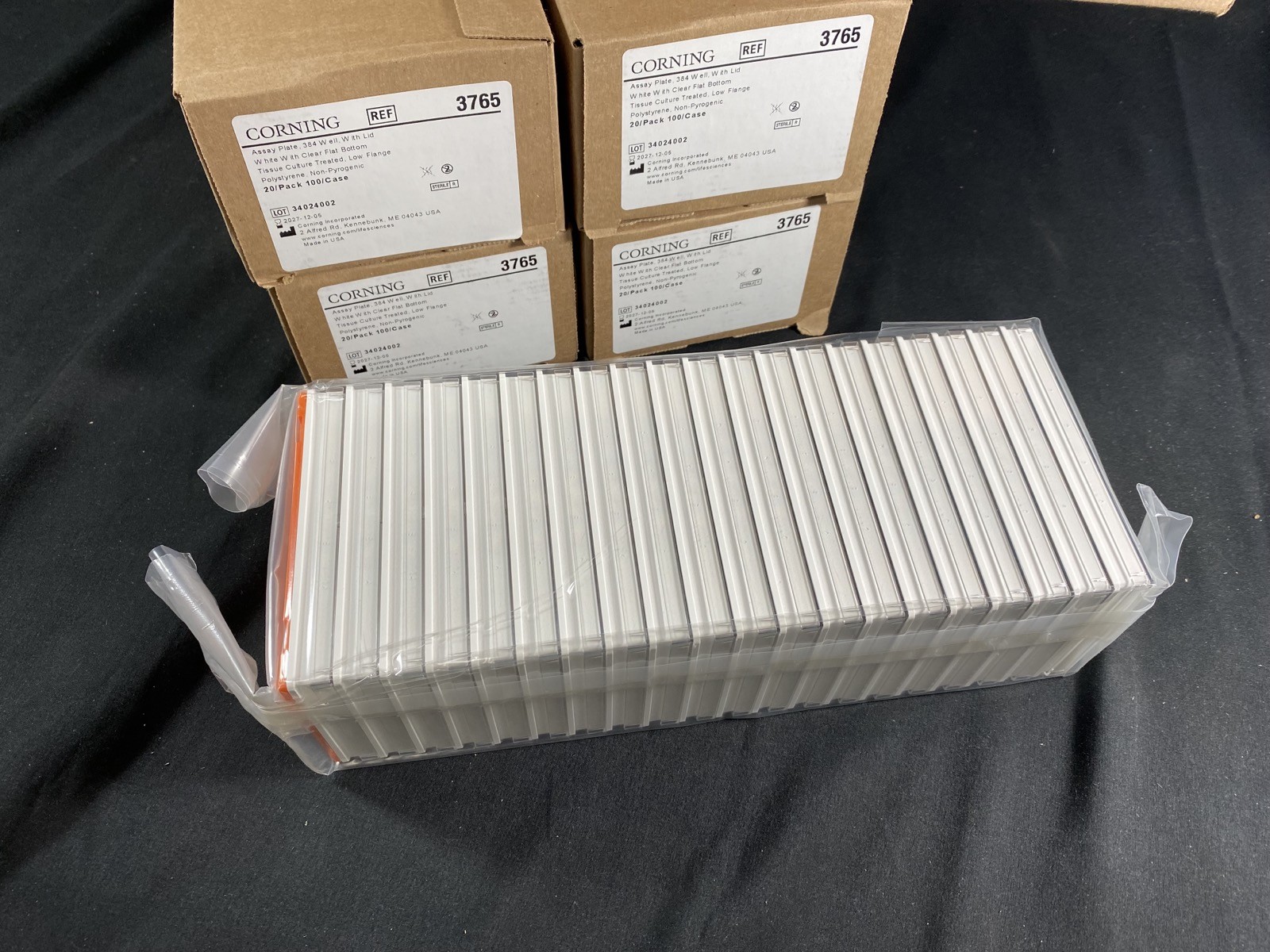 CORNING Costar 384-Well TC Treated Assay Microplate Lid Sterile 3765 (100/Cs)