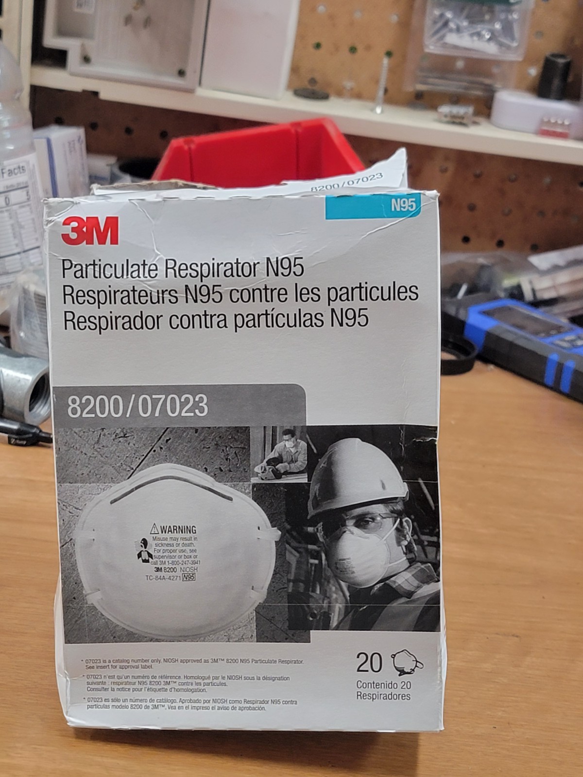 3M ESPE 8200 NIOSH N95 Particulate Respirator Face Masks 20/Pk