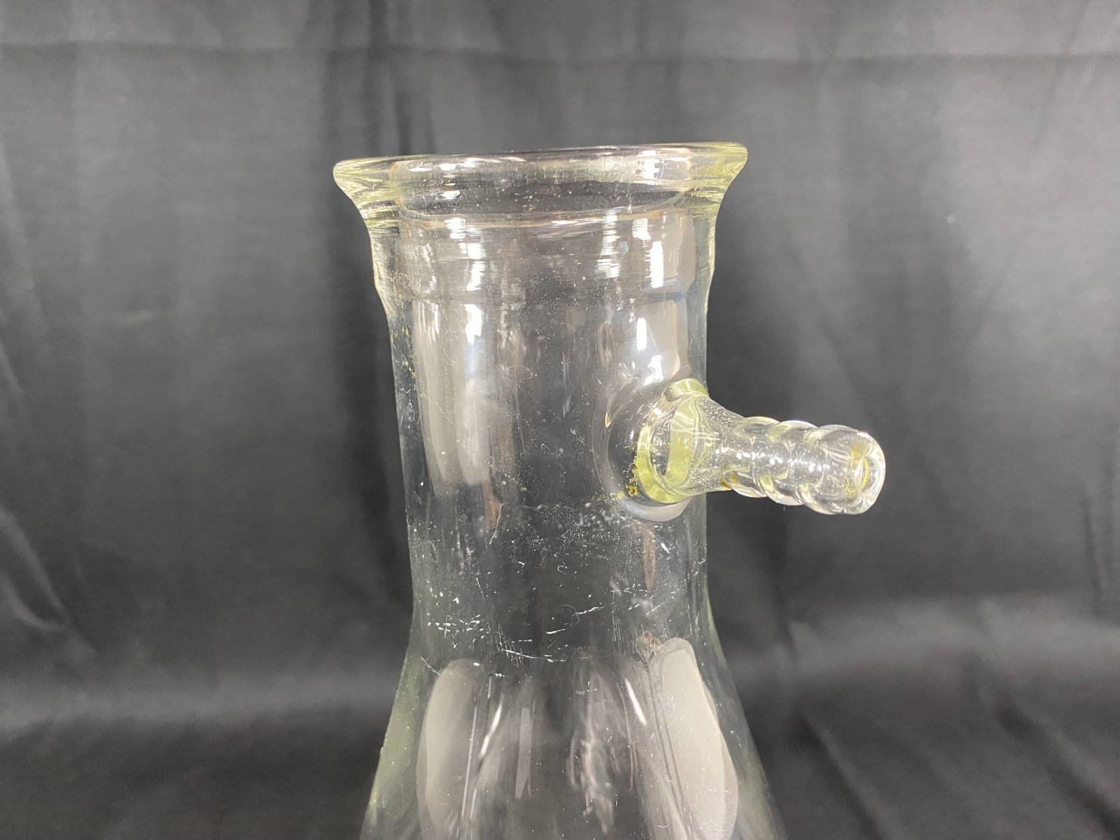 PYREX 4000mL Heavy Wall Filtering Flask W Sidearm Tubulation 12.5mm OD 5340-4L
