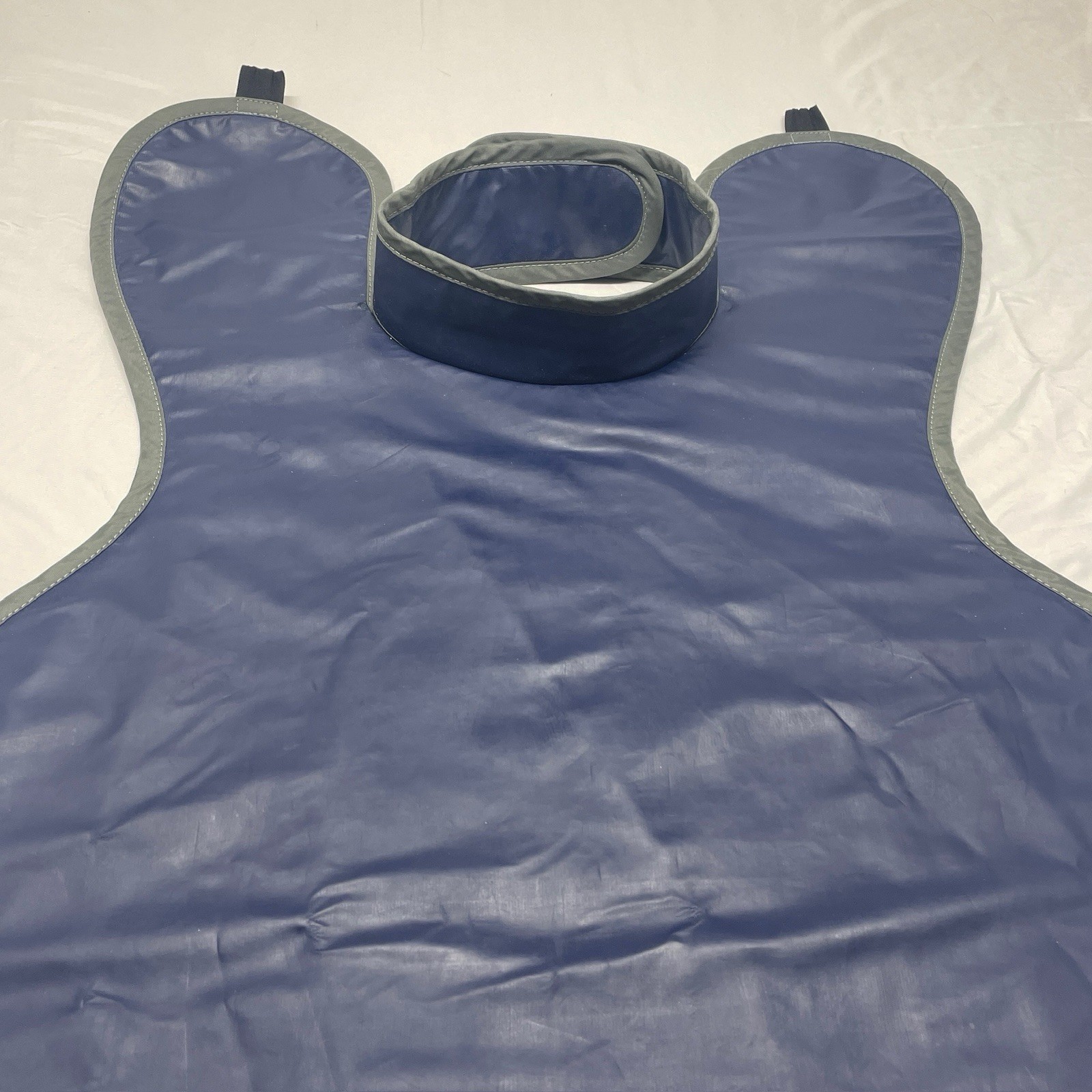 Dentsply Sirona ADULT Sooth-Guard Navy Blue Lead-Lined Apron with Collar