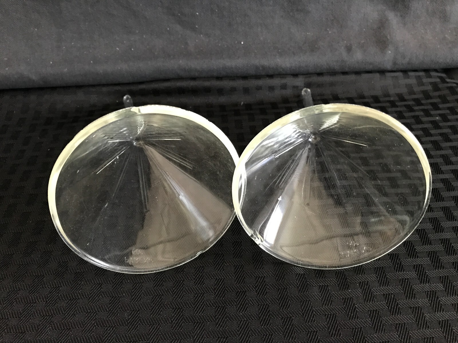 (2) Corning Pyrex Glass 100mm ID 60° Angle Fluted Filling Funnel 6180-100 Chips