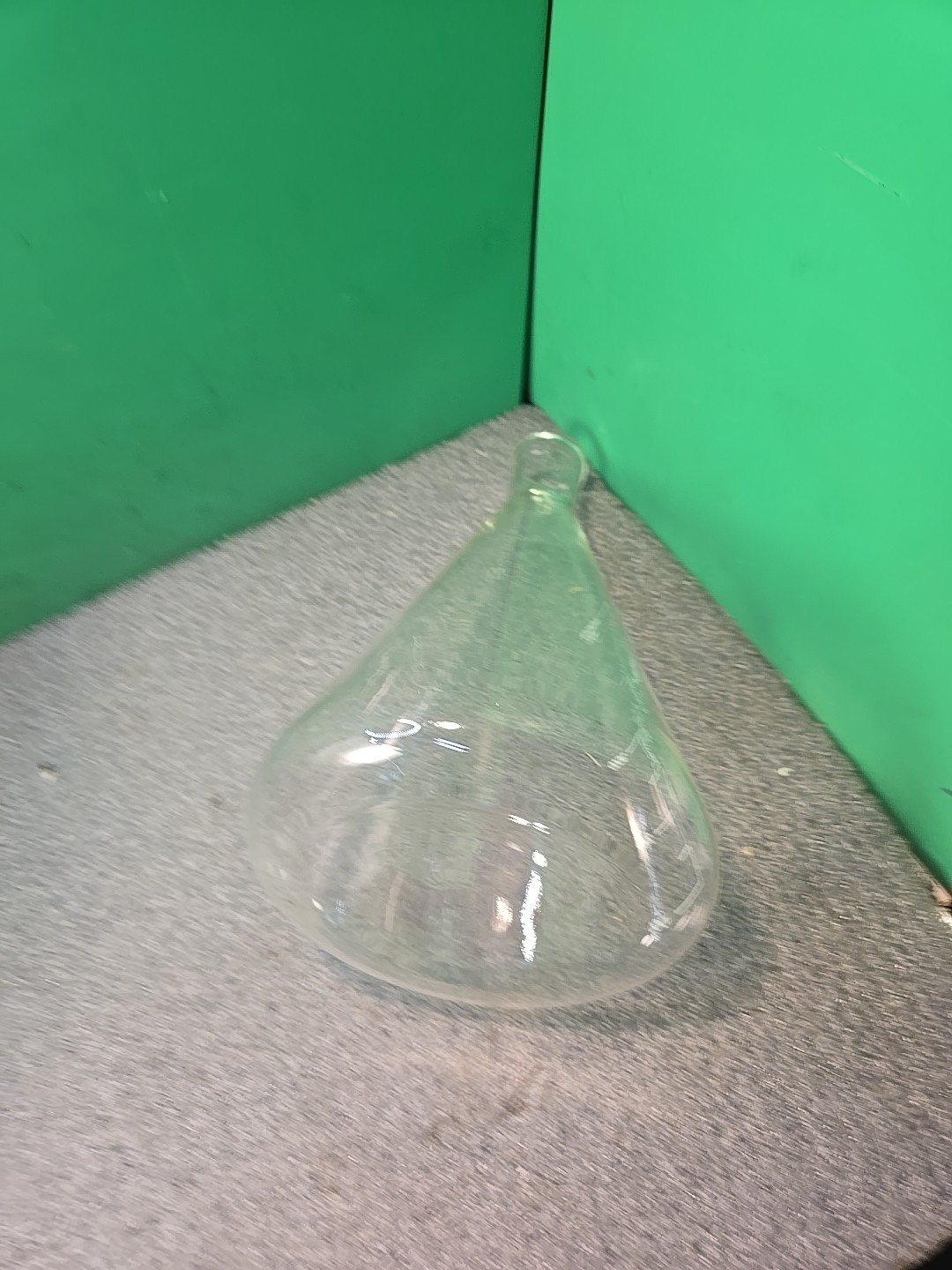KIMAX 4000mL 4L Glass Graduated Heavy Duty Rim Erlenmeyer Flask 26500-4000