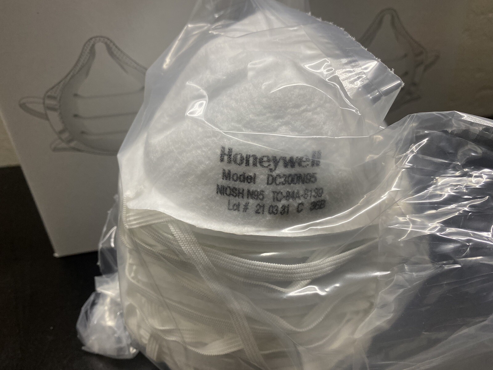NEW 40 Pieces Honeywell DC300N95 Respirator Particulate Masks N95 NIOSH Approved