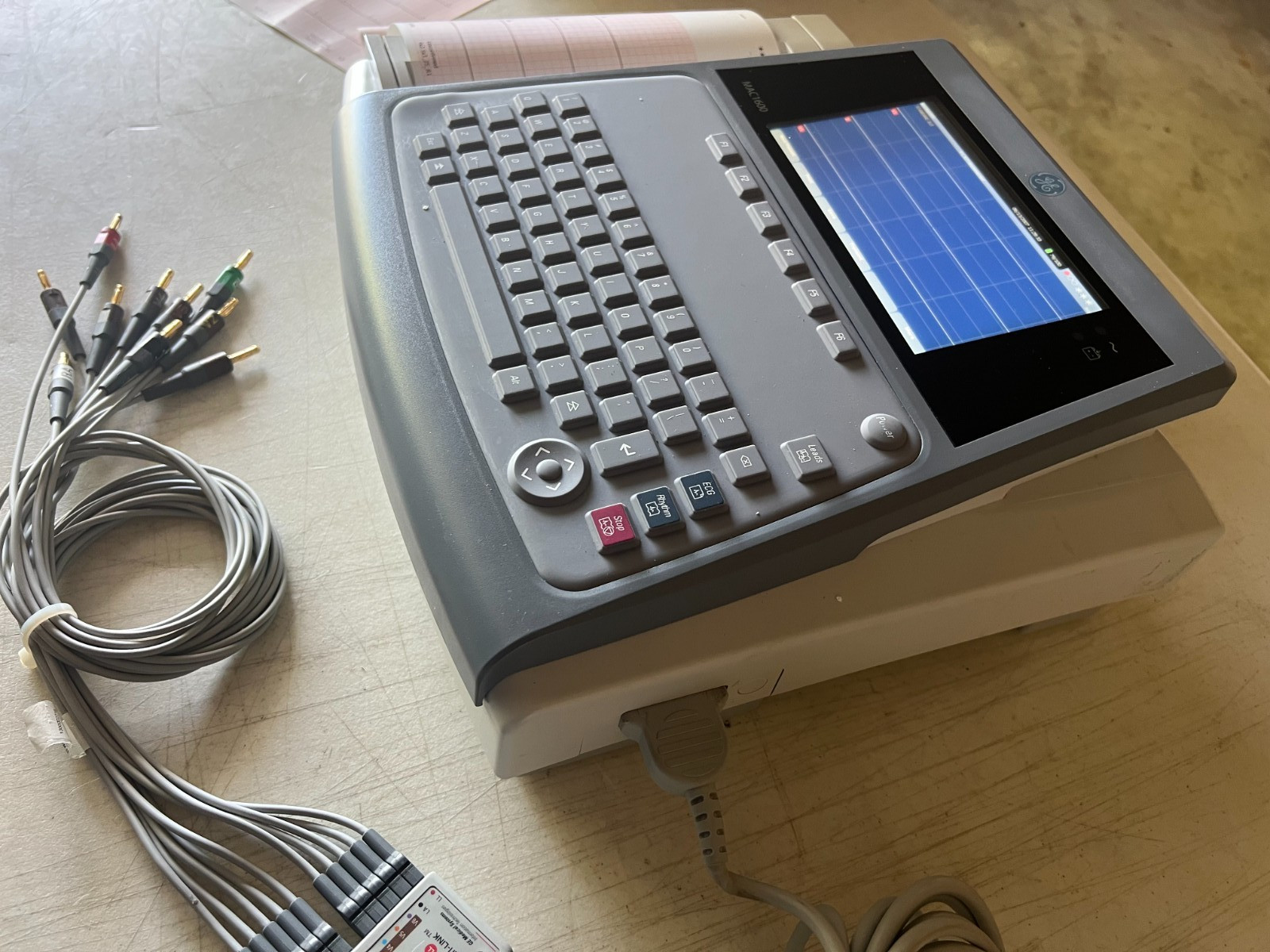 GE MAC 1600 EKG Machine W/Leads