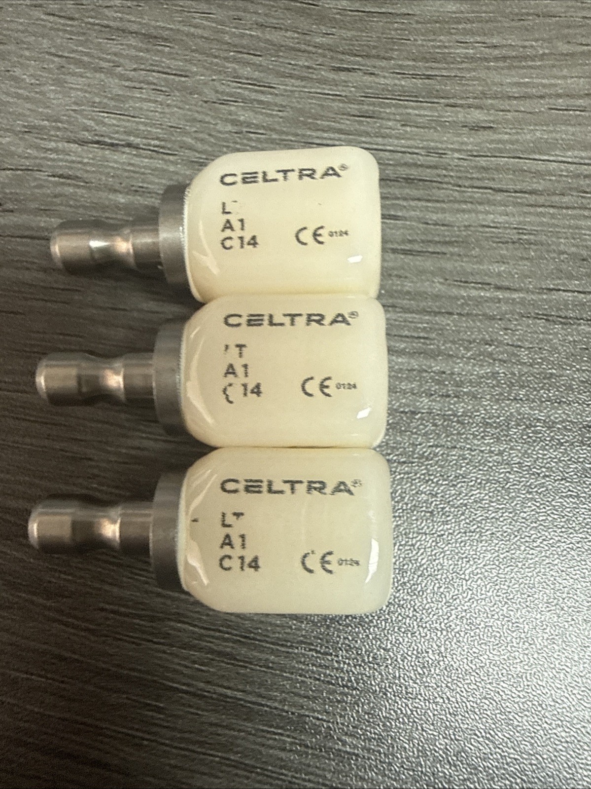Dentsply Sirona Celtra Duo LT A1 C14 CAD CAM Blocks 3pcs CEREC