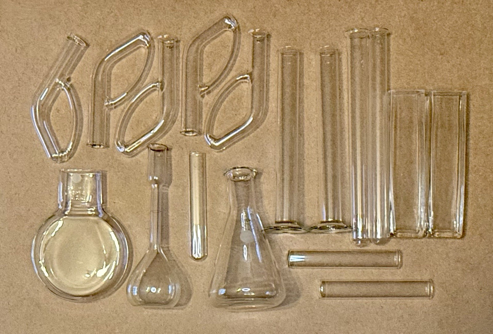 ⭕️ LOT OF 17 PYREX LAB GLASSWARE TUBES FLASKS CYLINDERS GERMANY BOROSILICATE