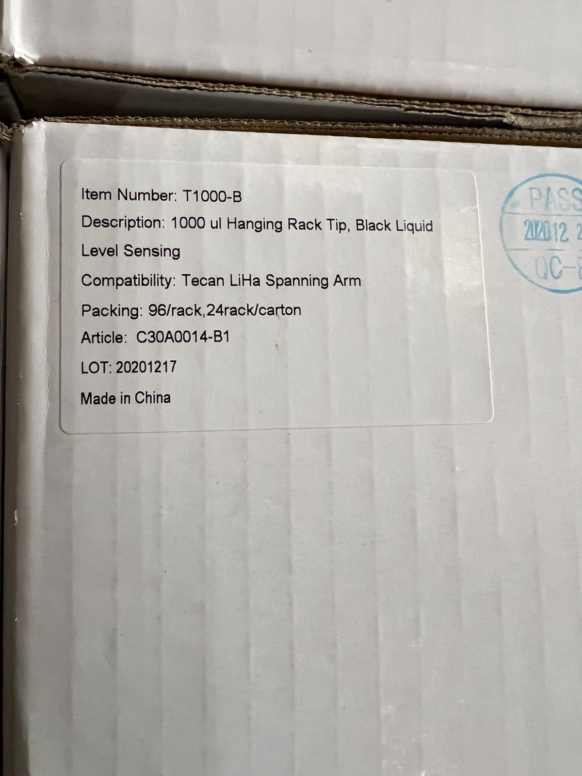 TECAN 1000uL Hanging Rack LiHa Spanning Arm Pipet Tips T1000-B Case of 24 Racks