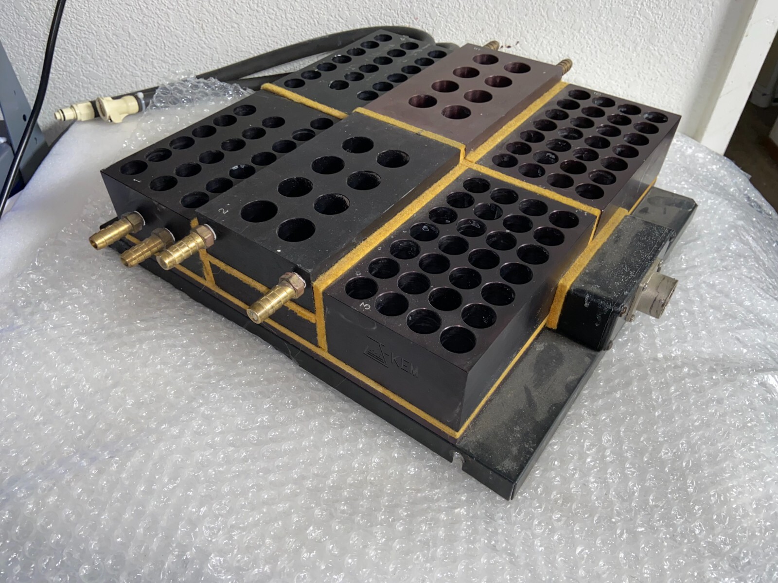 J-Kem Multi-Well Reactor Base for Max-Q Orbital Shaker – Used – Laboratory
