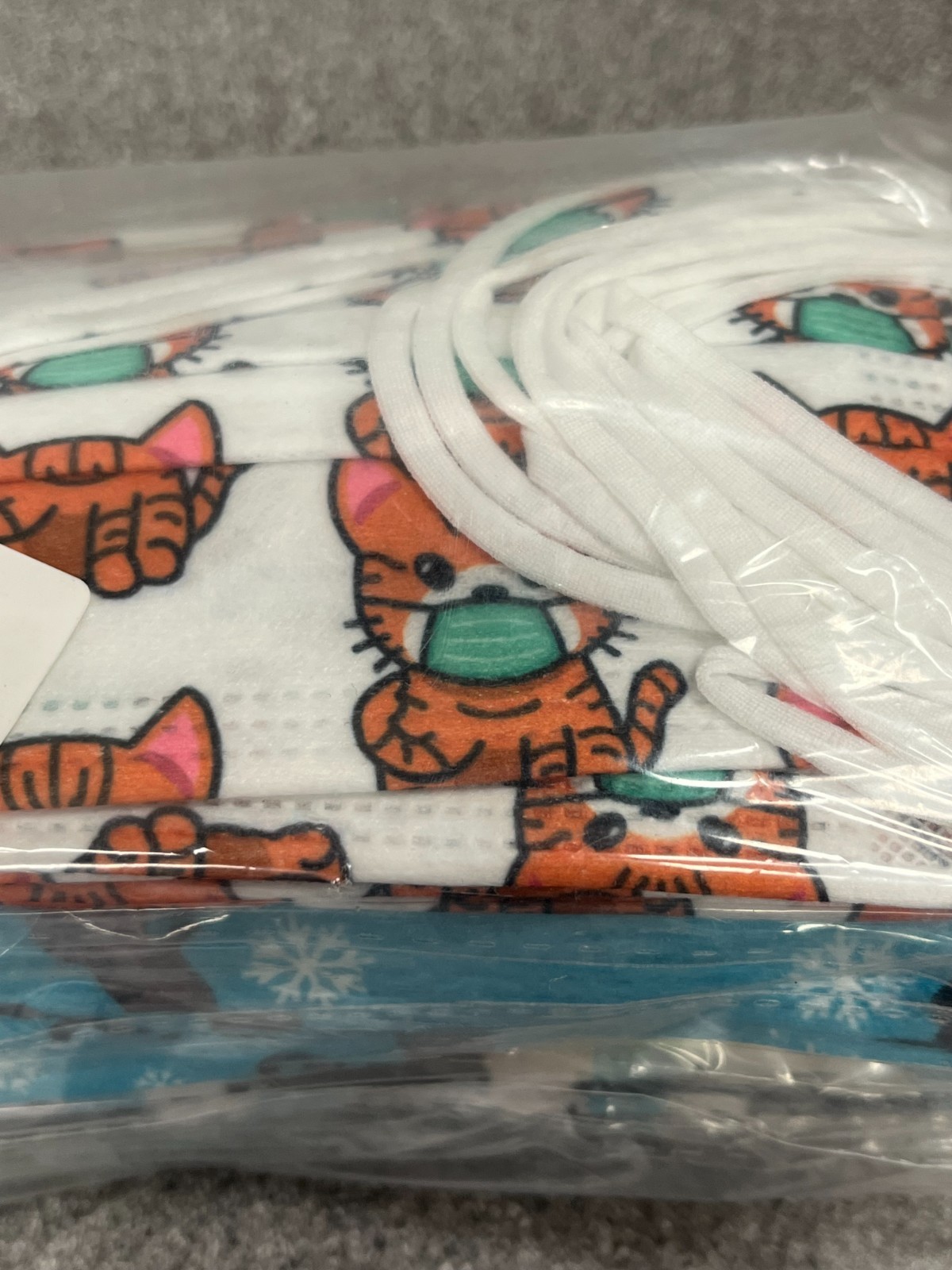 50 Pcs CAT THEME Kids Disposable Face Mask and Ear Loop 5 Different Patterns