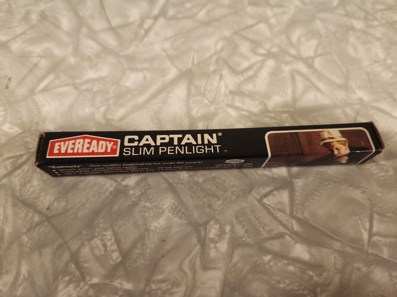 Vintage Ever Ready Captain Slim Pen Light, No. 9212, New Old Stock. Silver.
