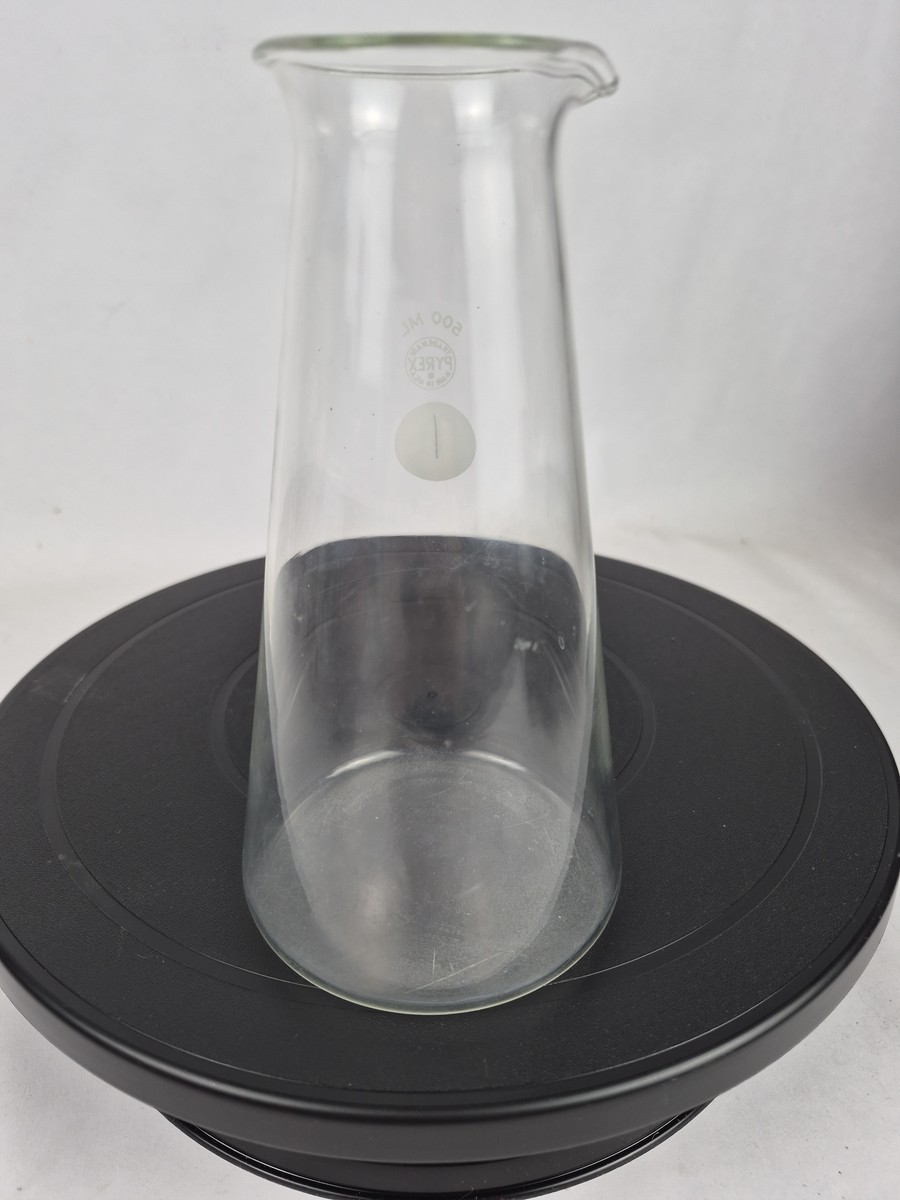 Vintage Pyrex 500 mL Erlenmeyer Flask, No Chips or Cracks. Great condition