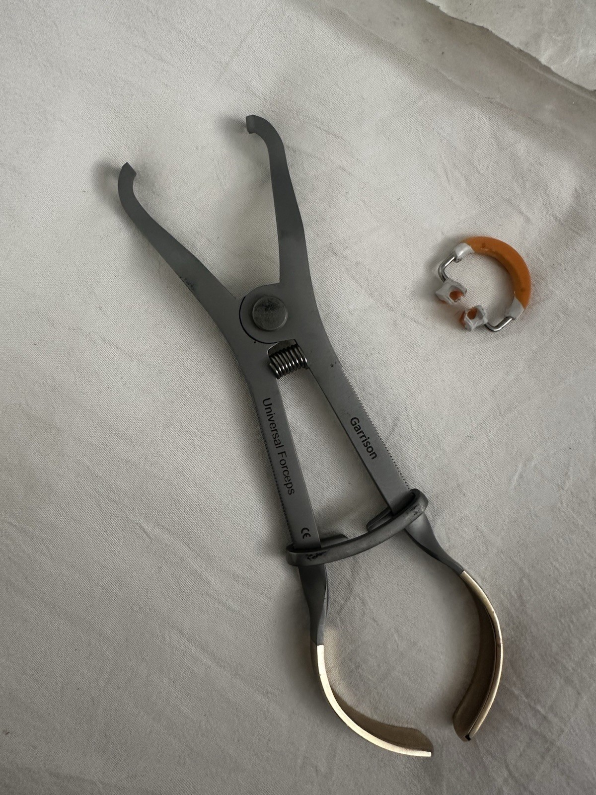 Garrison UNVF-100 Universal Forceps with Universal Matrix Band Dentistry