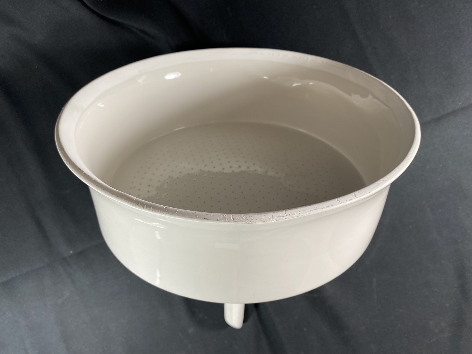 COORSTEK Porcelain 4500mL Buchner Funnel 13 3/4″ OAL 240mm Paper Filter 60248