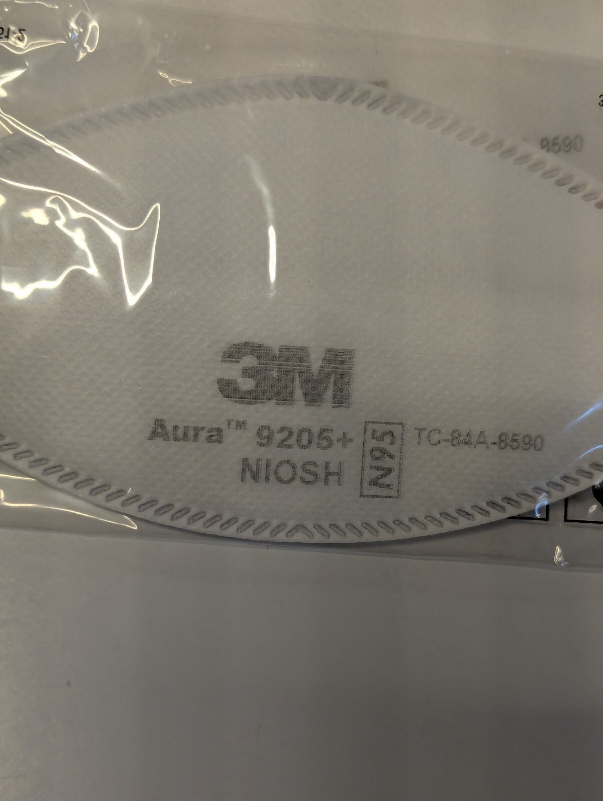 3M Aura 9205+ Genuine 3M N95 Respirator Disposable Protective Mask (20 Pack)