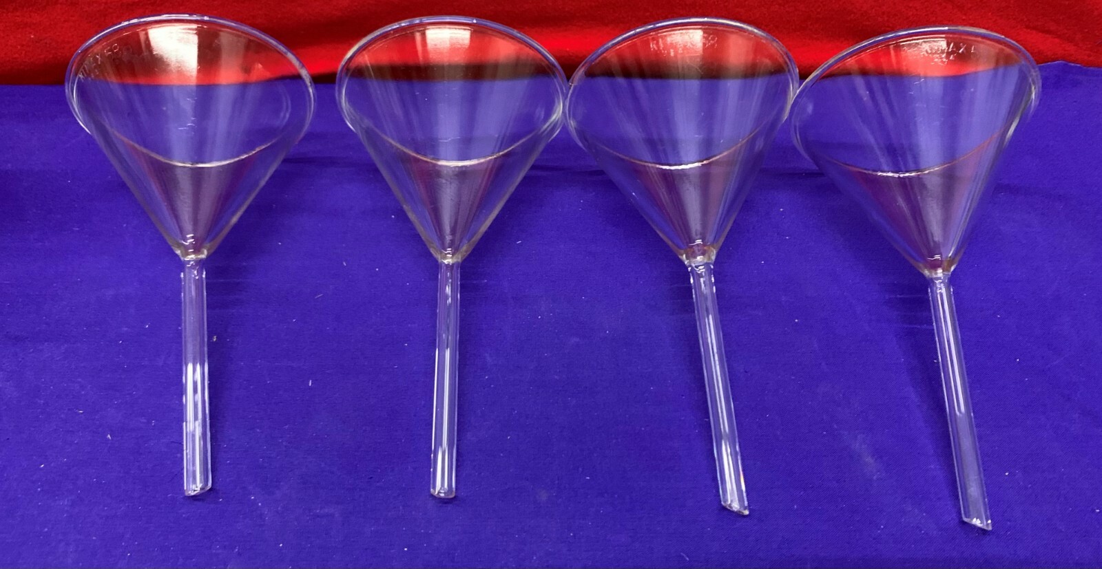 1 Lot Qty of 4 – Kimax 58 Glass Filling Funnel 58 Degree Angle Short Stem