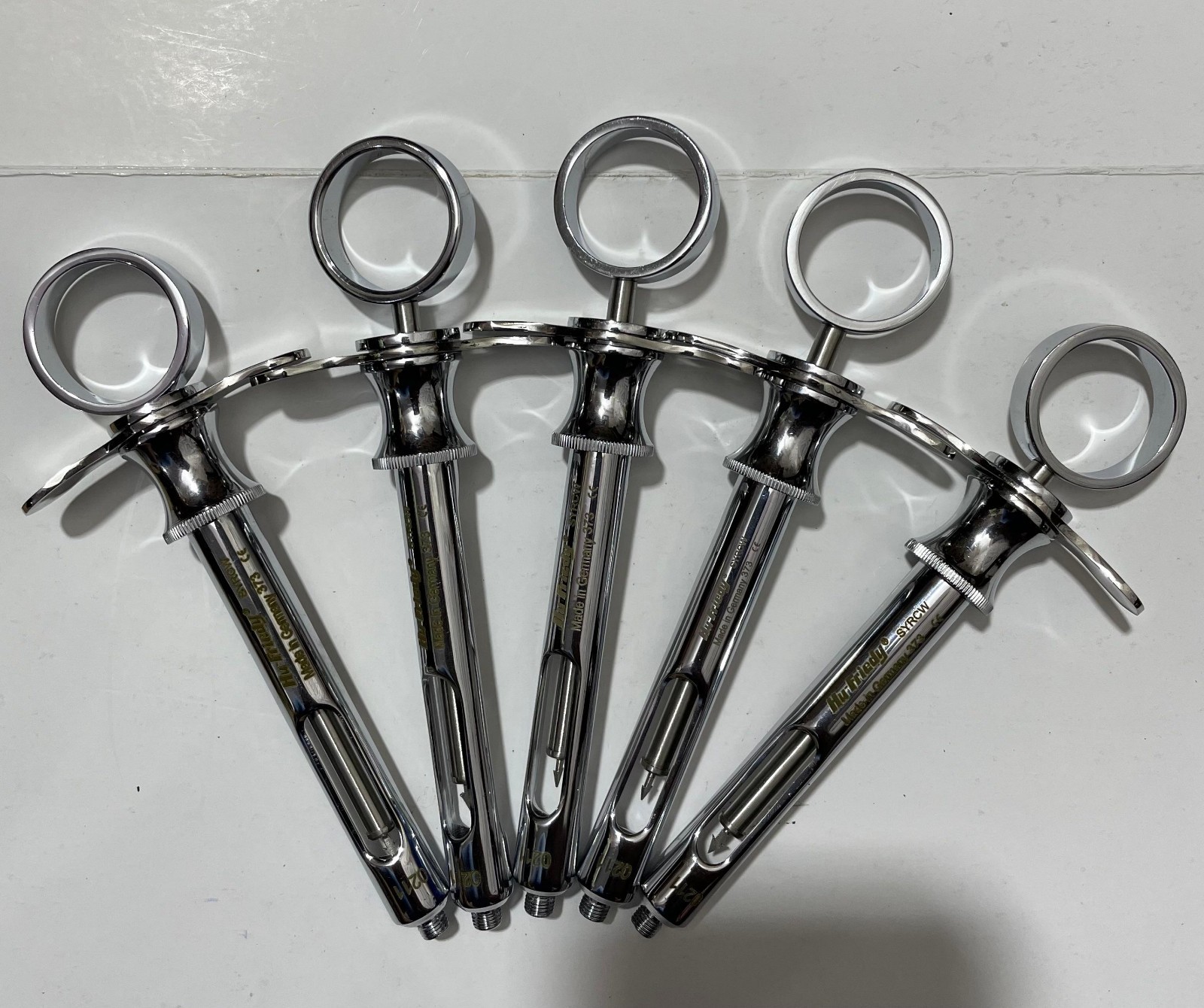 Hu-friedy CW style dental Anesthetic Aspirating 1.8ml syringe SYRCW lot 20 Piece