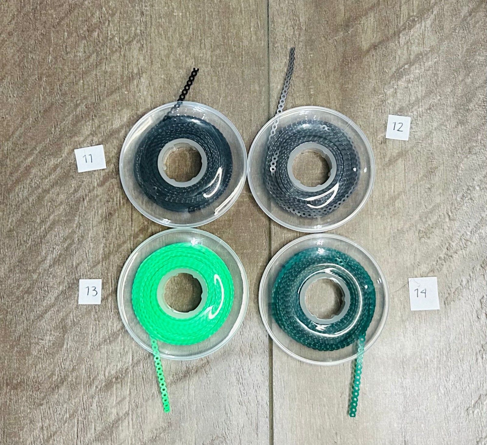 Dental Orthodontic Elastic Rubber Bands Power Chain for brackets