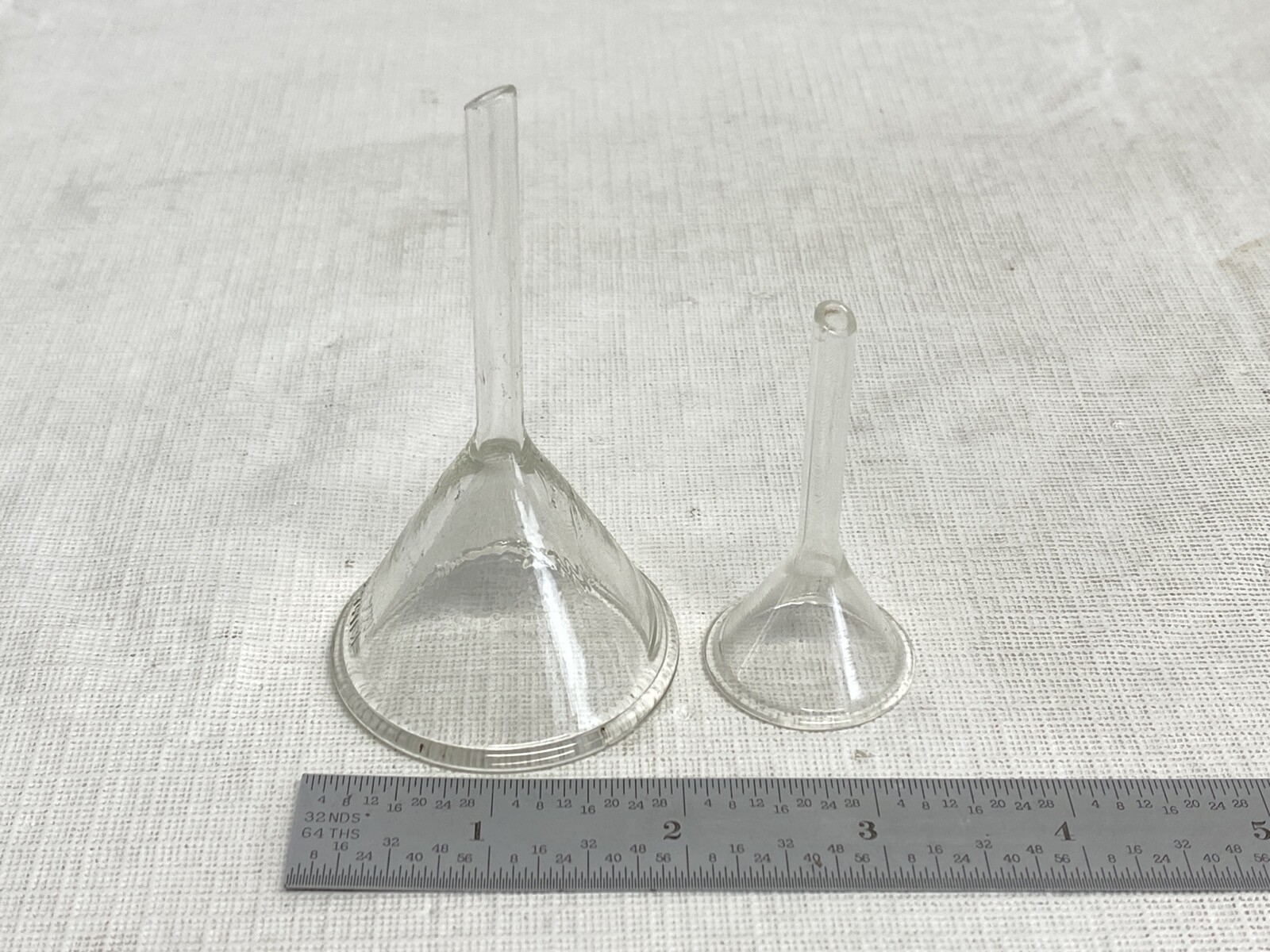 (Lot of 2) KIMAX KIMBLE Glass Short Stem Filling Funnels 40mm 24mm ID