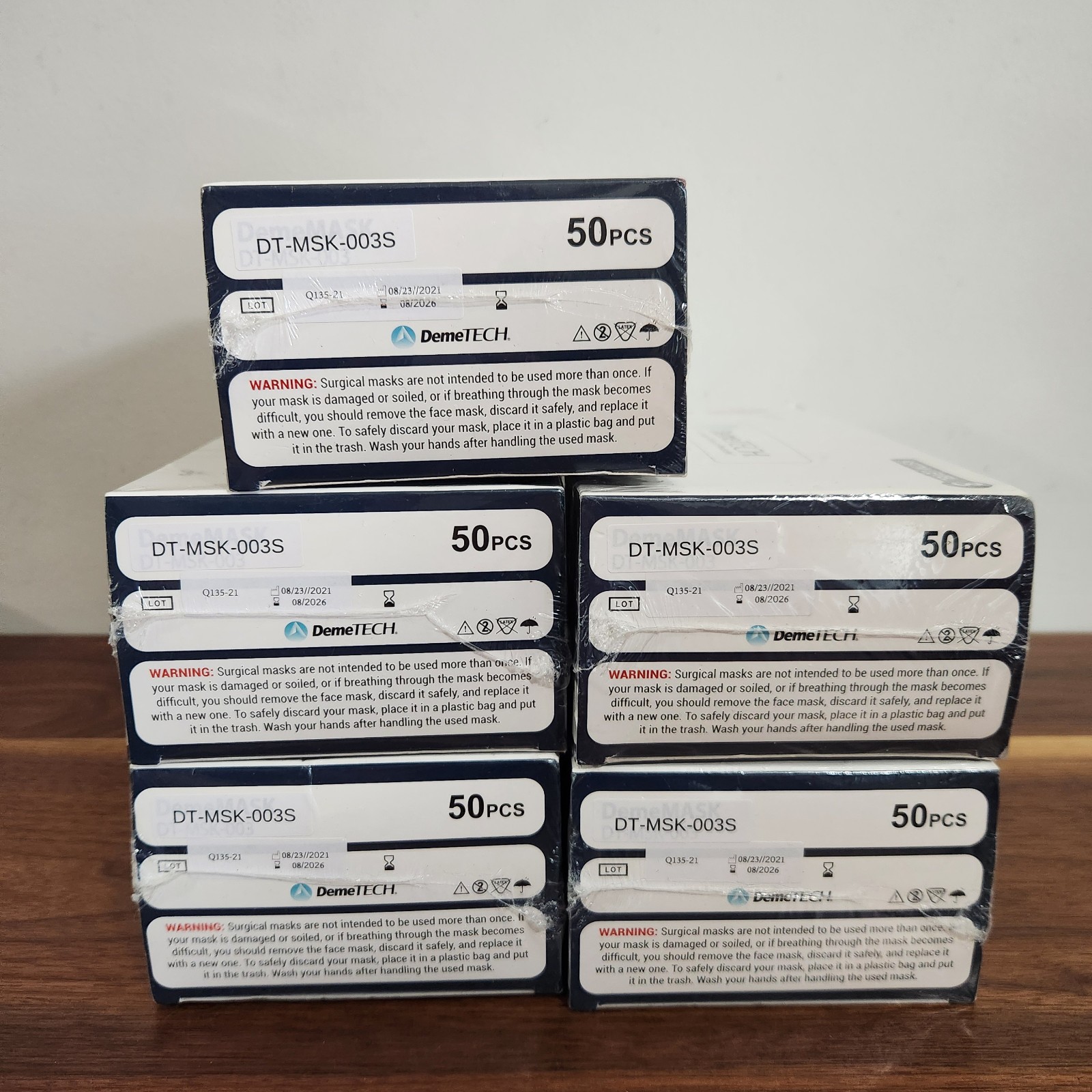 DemeTECH Medical Surgical ASTM Level 3 Face Masks 250 Count Size Small 08/2026