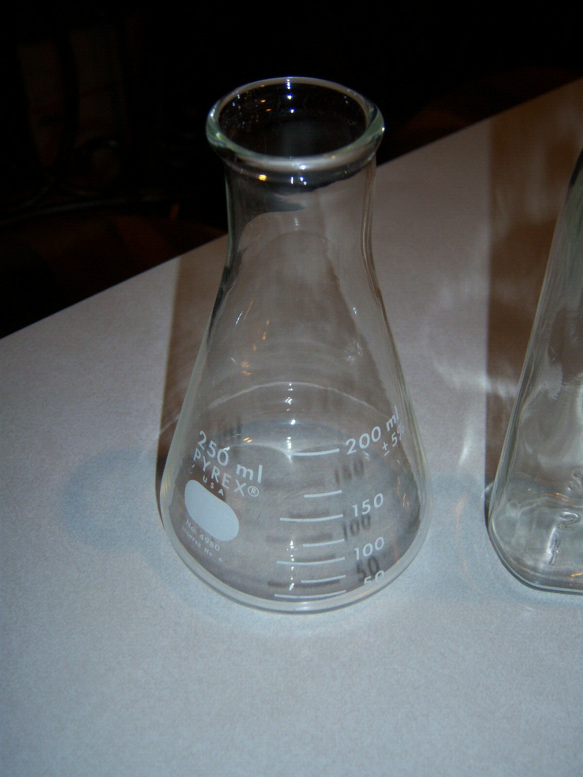 LOT NICE COLLECTOR’S 2 Glass Lab Bottles Pyrex 200ml & 8oz UNKNOWN MAKER…