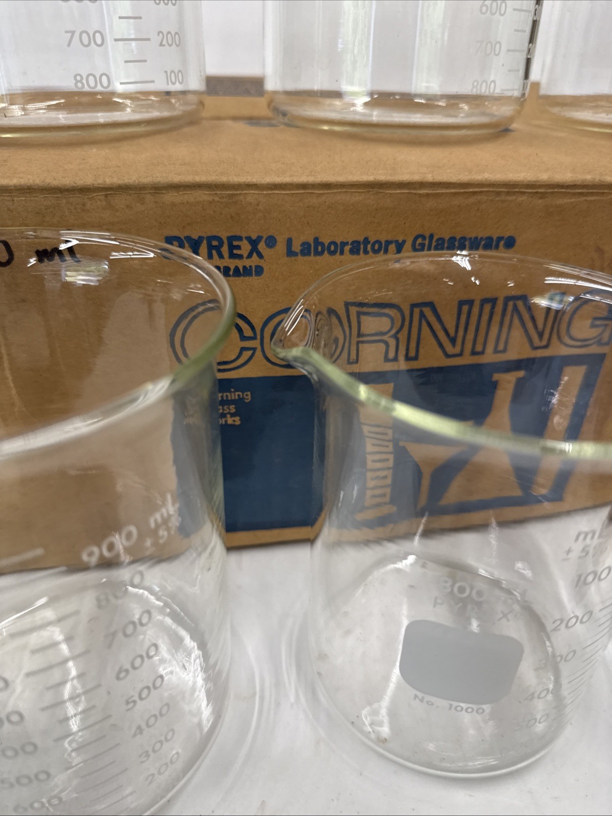 Vintage 6pc Pyrex Beaker Glass 1000mL Measuring Cup Lab Grade No. 1000