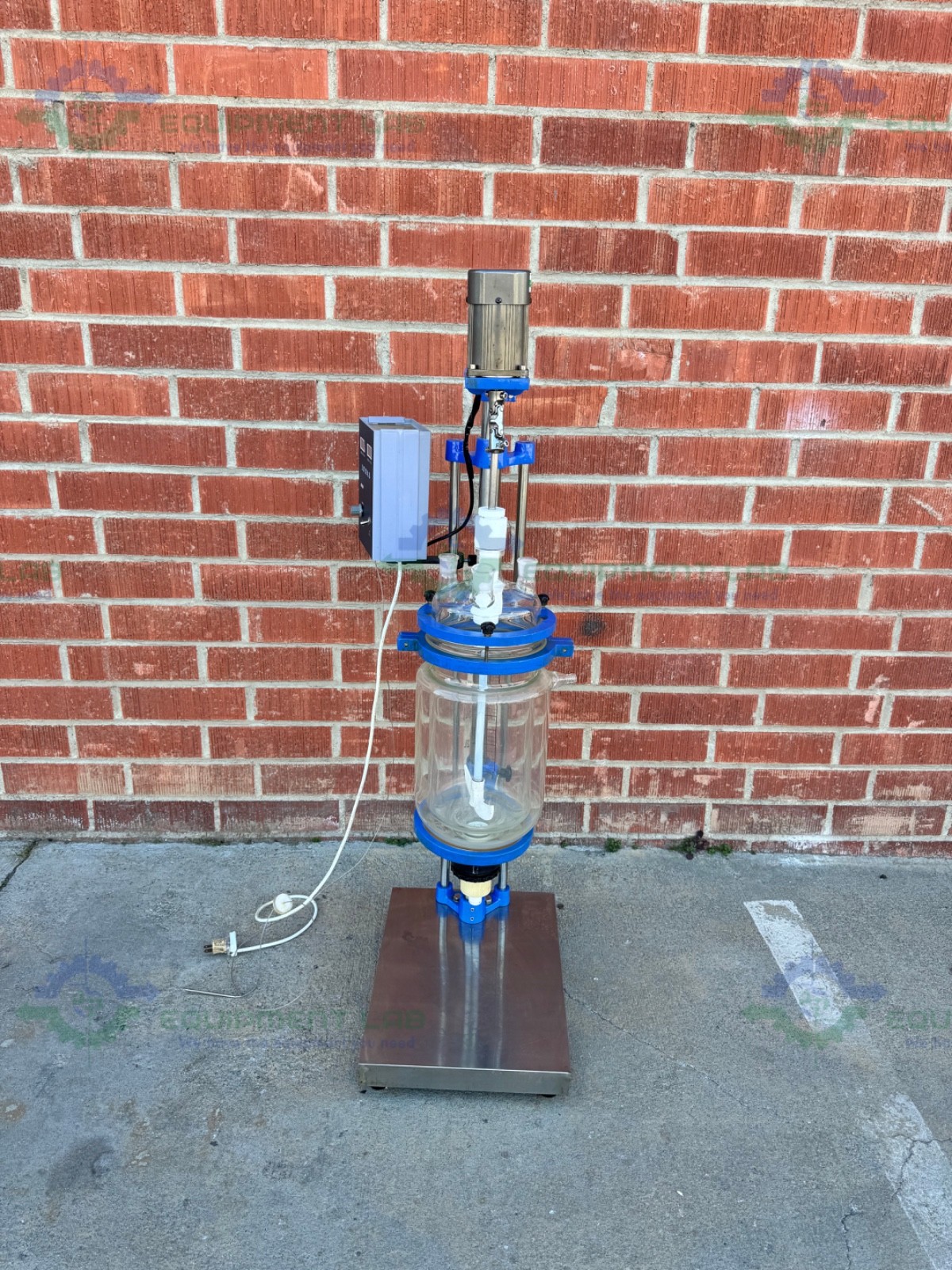China 5 Liter Jacketed Glass Reactor w/ China Overhead Stirrer