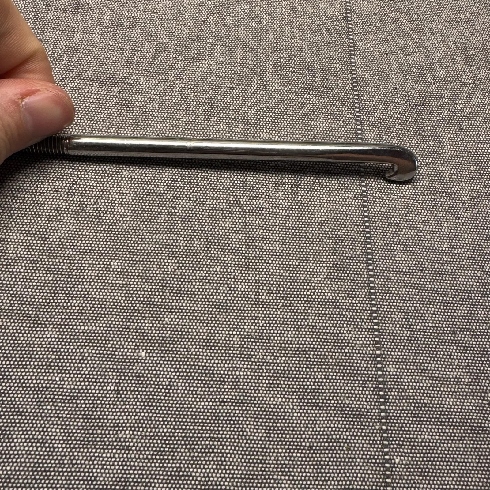 AO 355.35 Swiss Orthopedic Surgical Threaded Hook Rod Instrument Tool Used