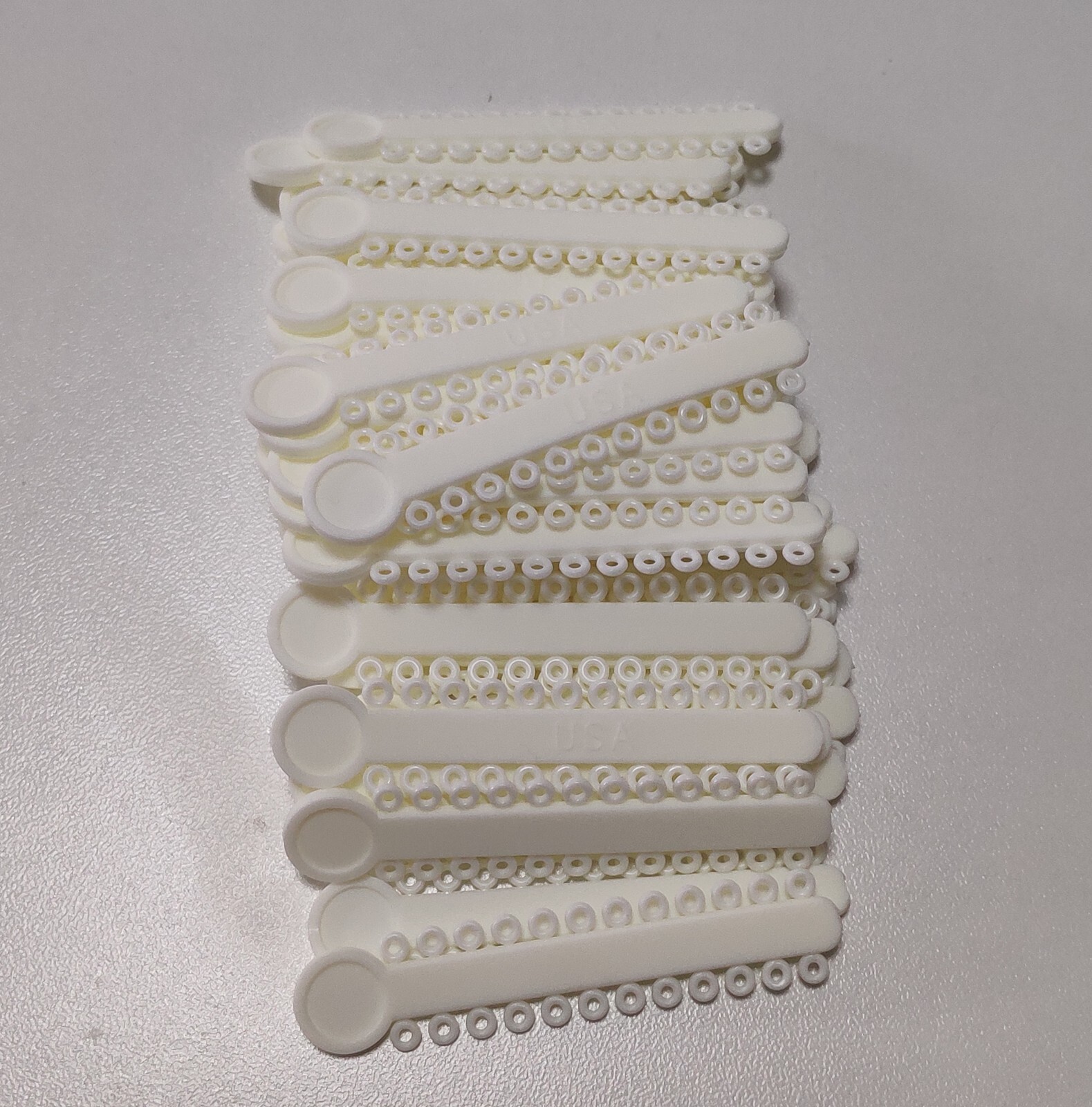 1Bag Dental Ligature Ties Orthodontic Elastics Rubber Bands Ligation Gun 38Color
