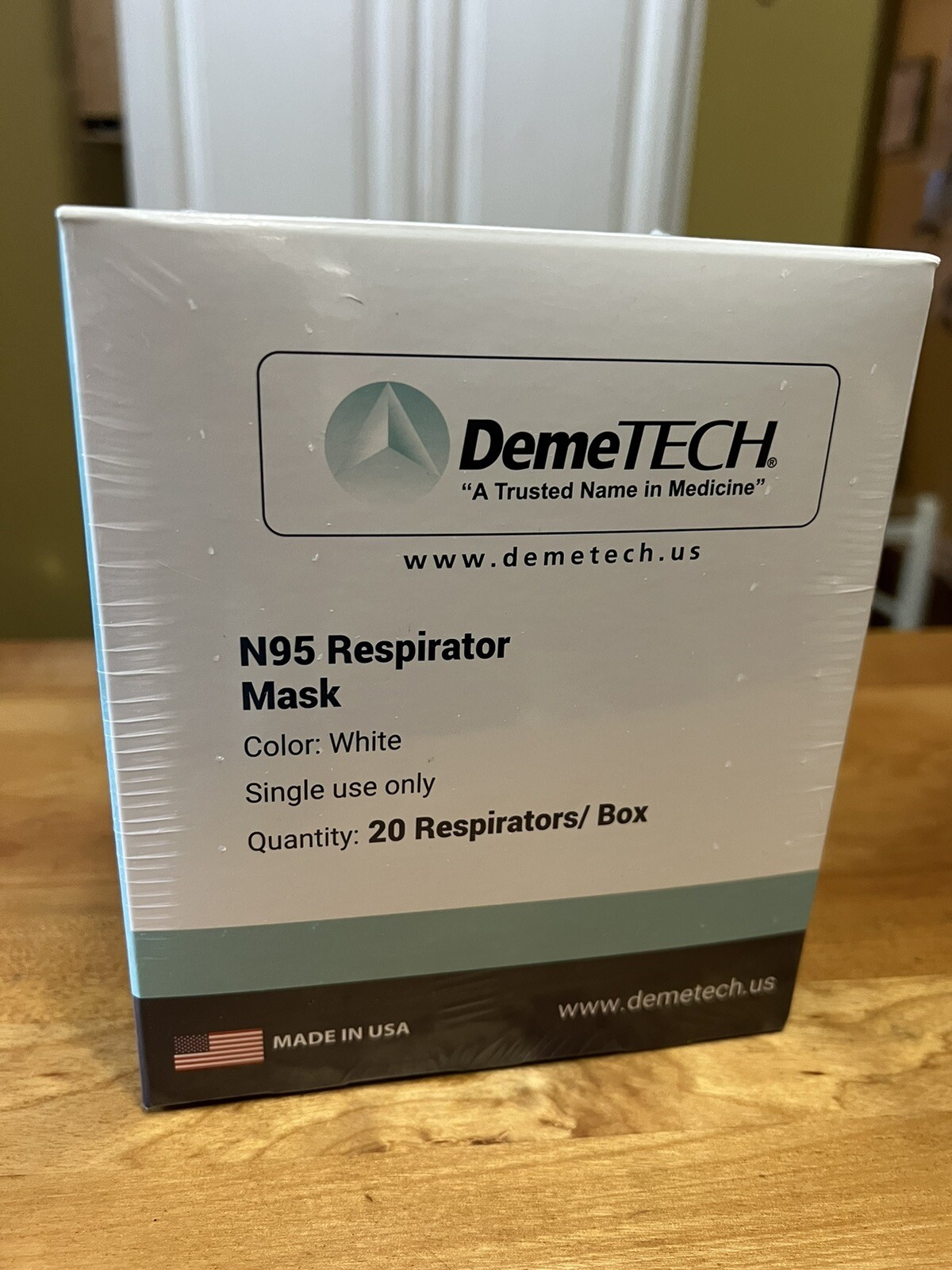 DemeTECH Respirator Mask NIOSH N95 FoldStyle DT-N95 20 Pack 05/2026 New Sealed