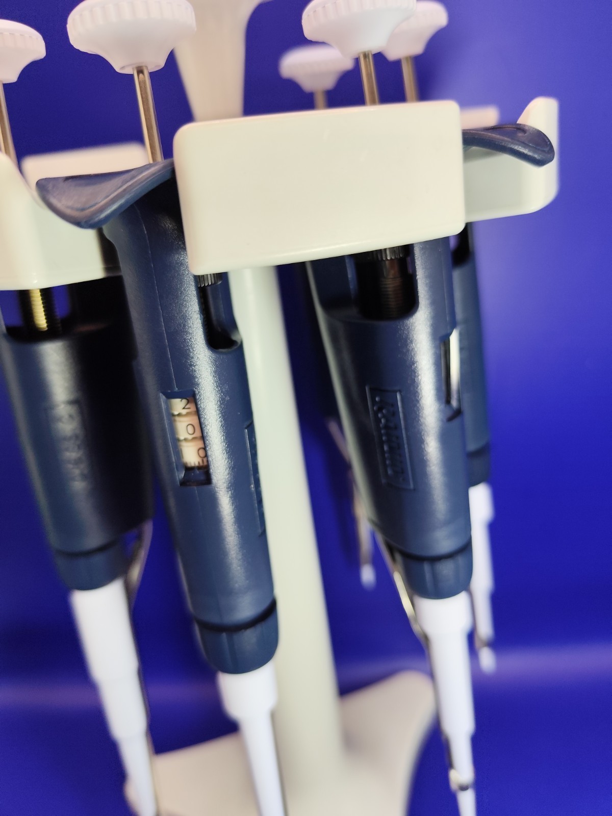 Set Of X5 Rainin Classic Pipette PR1000 PR200 PR20 PR10 PR2 With Carousel Stand