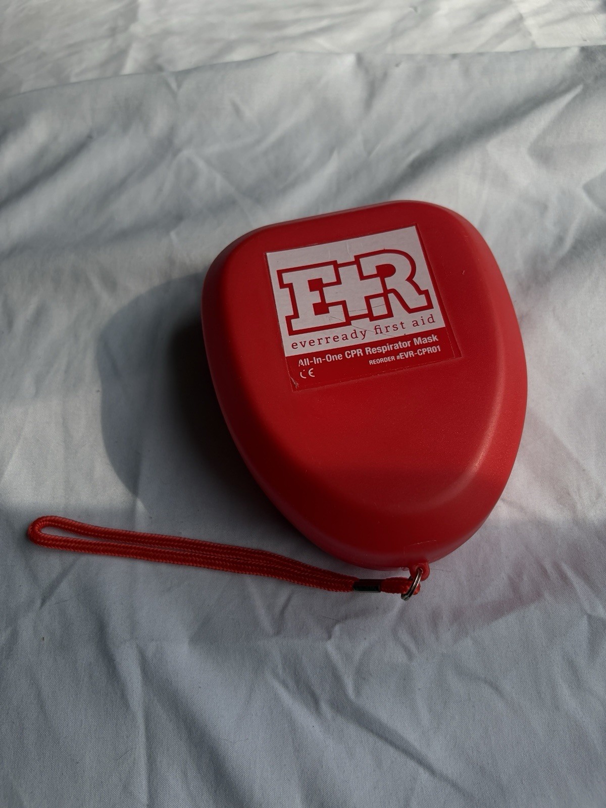 Everready First Aid CPR Pocket Face Mask Kit for Emergency Medicine EVR-CPR01