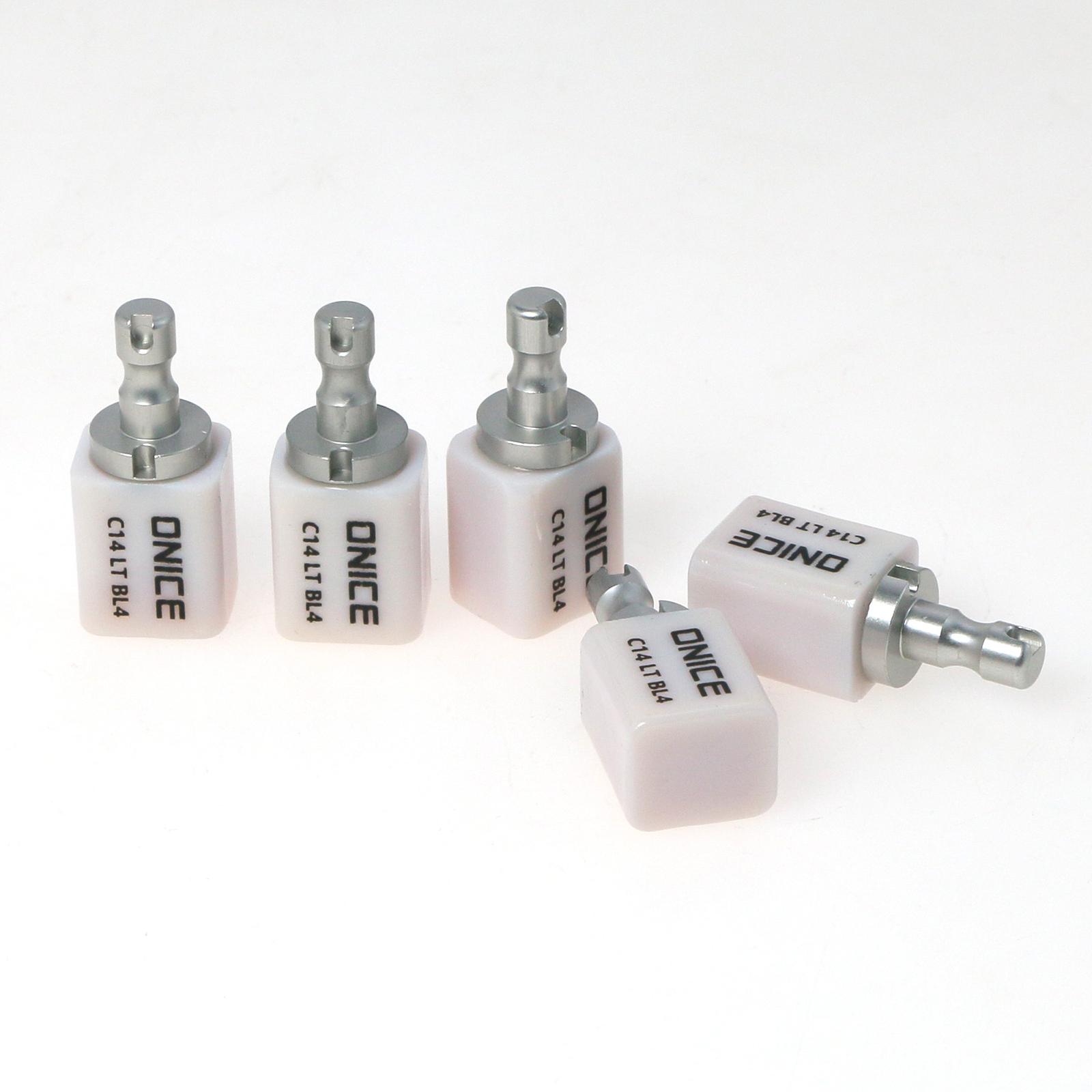 C14 HT/LT CAD CAM Dental Ceramic Lithium Dislicate Blocks For Sirona Cerec E-max