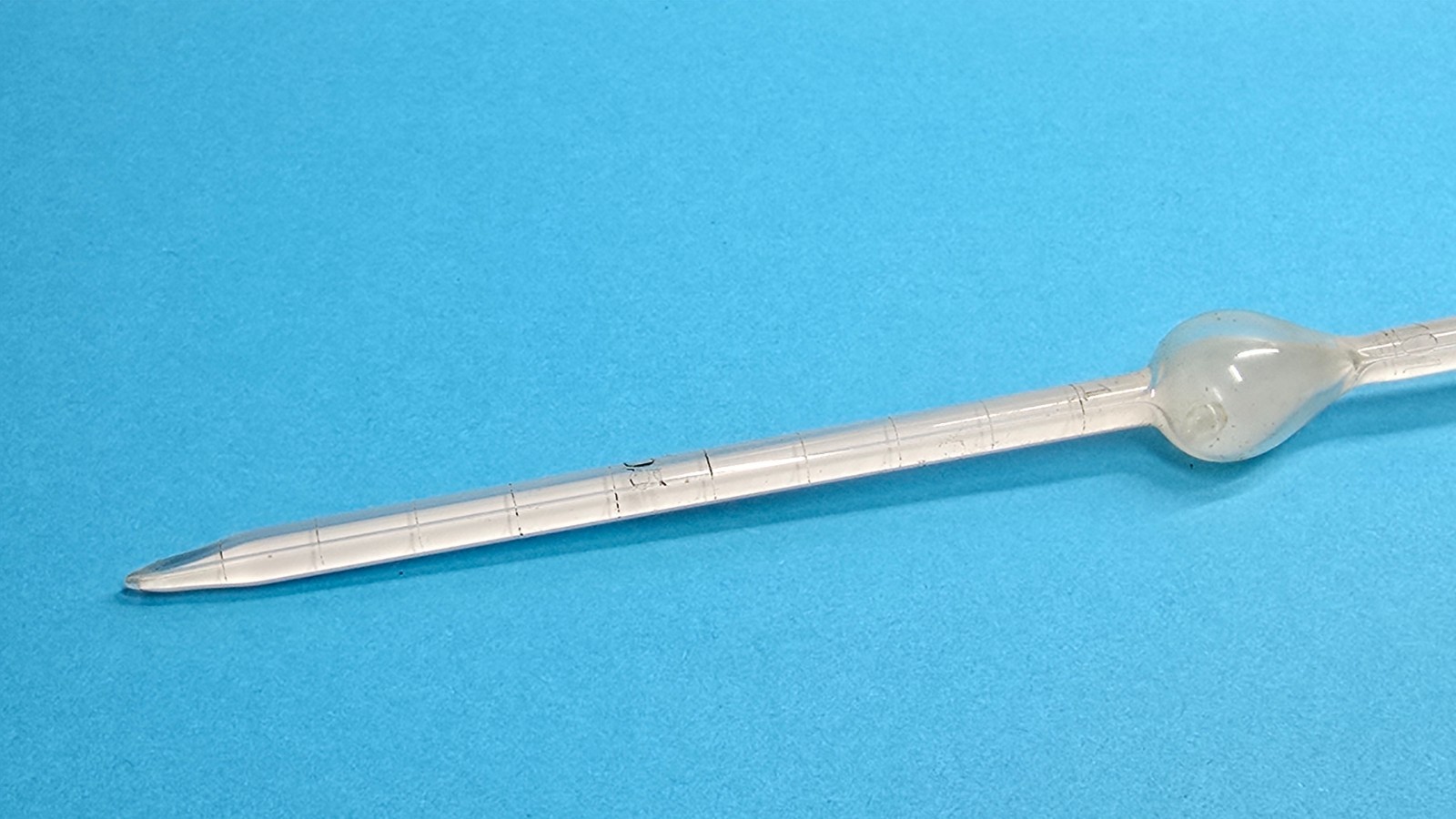 Vintage ERNST LEITZ WETZLAR Volumetric Glass Pipette Rare Labware Germany Lab