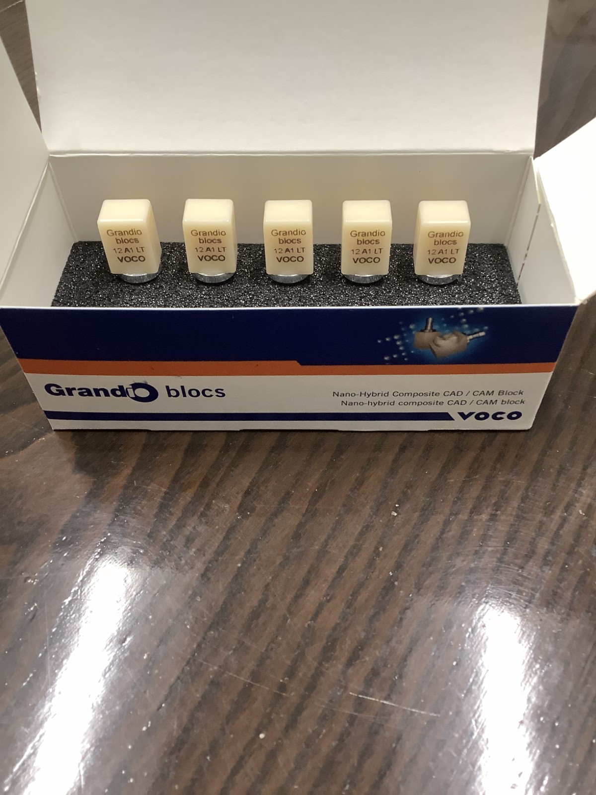 Voco 6003 Grandio CAD / CAM Blocs A1 #12 Low Translucency 5/Pk