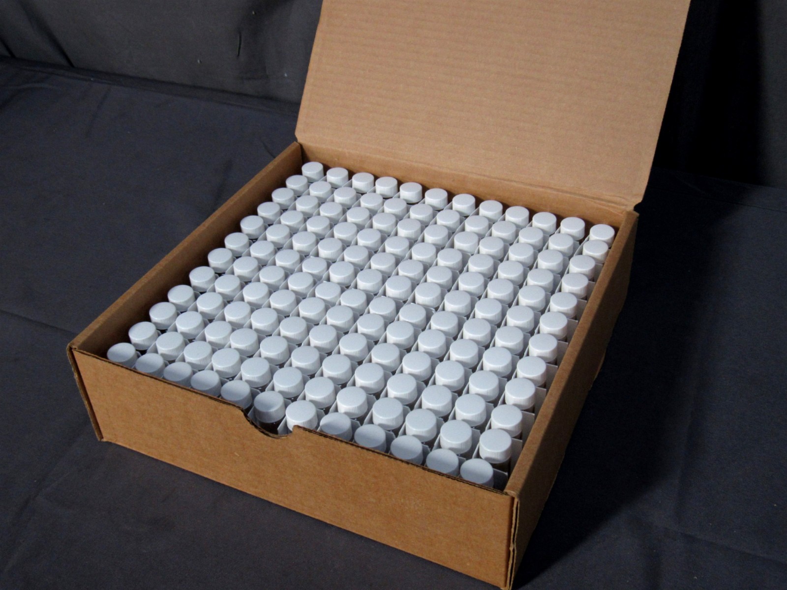 * 144 PCS: New DWK/Wheaton 12mL Clear Sample Vials w/ Screw Caps 60940A-12