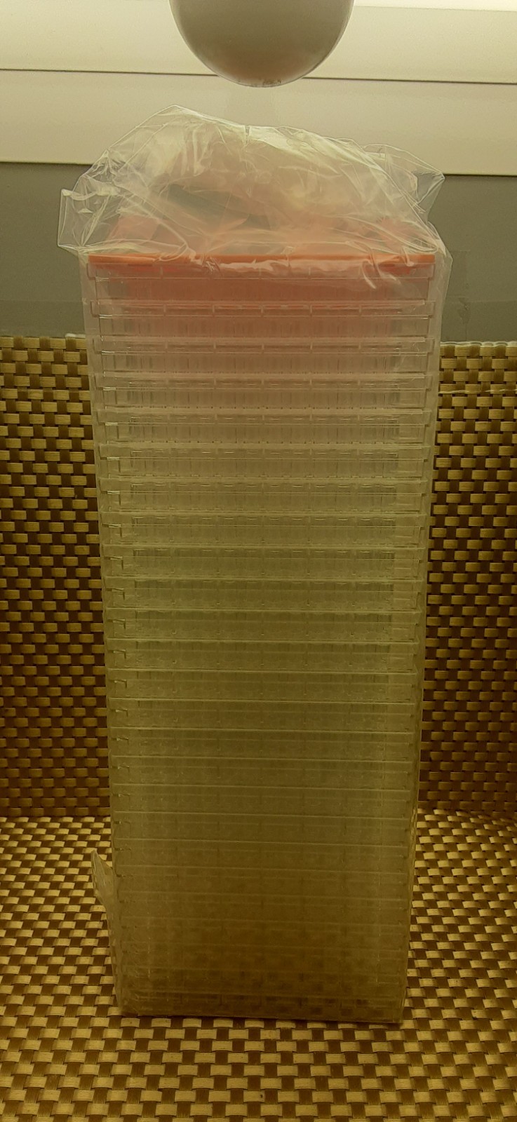 CORNING COSTAR 96-Well Clear F-Bottom Half Area PS Assay Plate w/o Lid(25) 3690