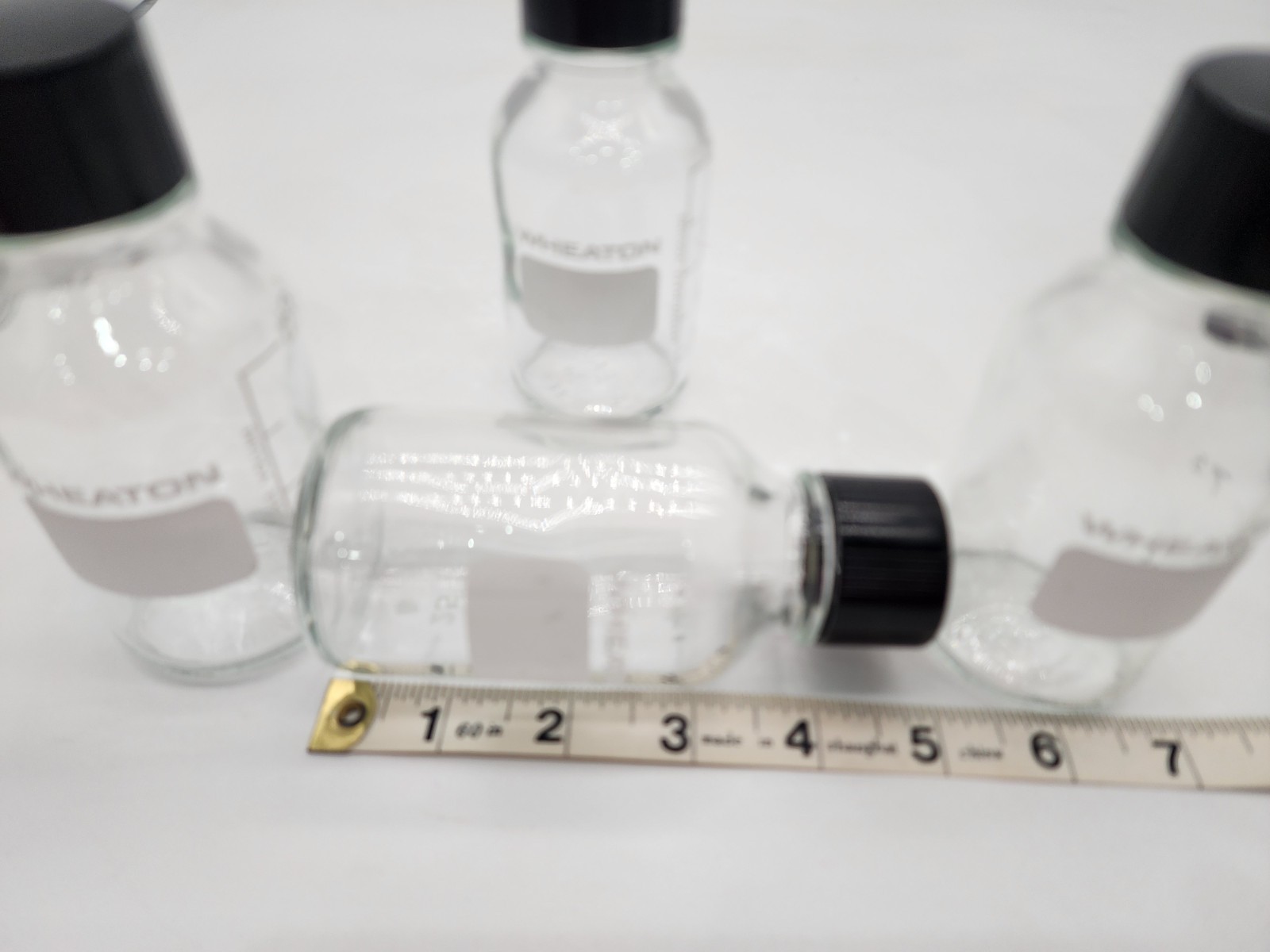 R163400 Lot (4) Wheaton 125ml Media Storage Bottle With Lid 125 ml