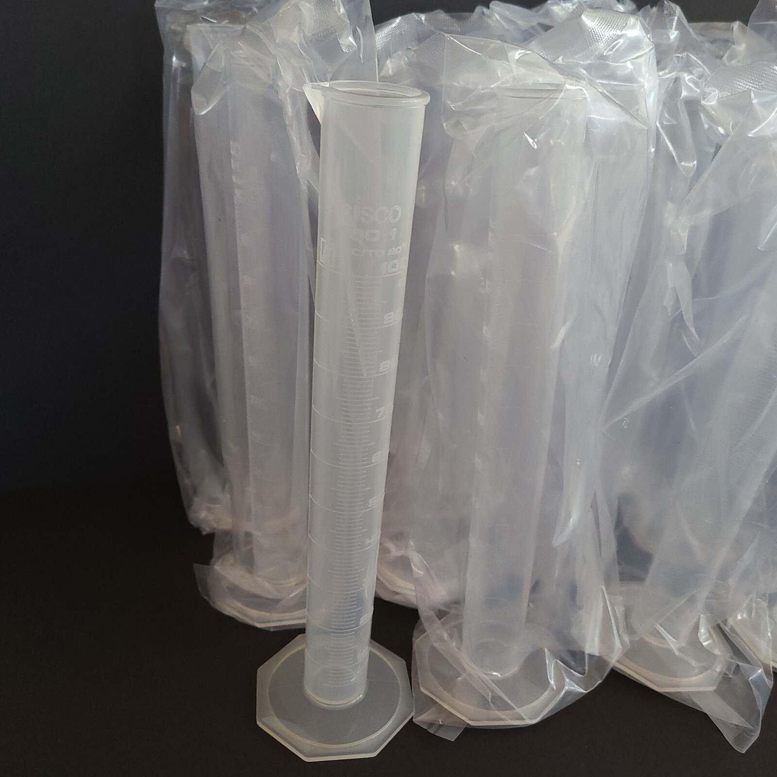 12 Eisco 100ml Plastic Measuring Cylinder Graduated Cylinder for Laboratory Test