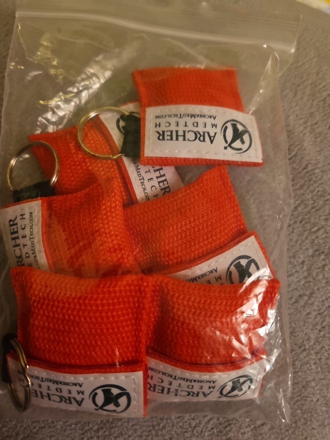 12 – Key Ring CPR Mask – Emergency Face Shield with One-way valve