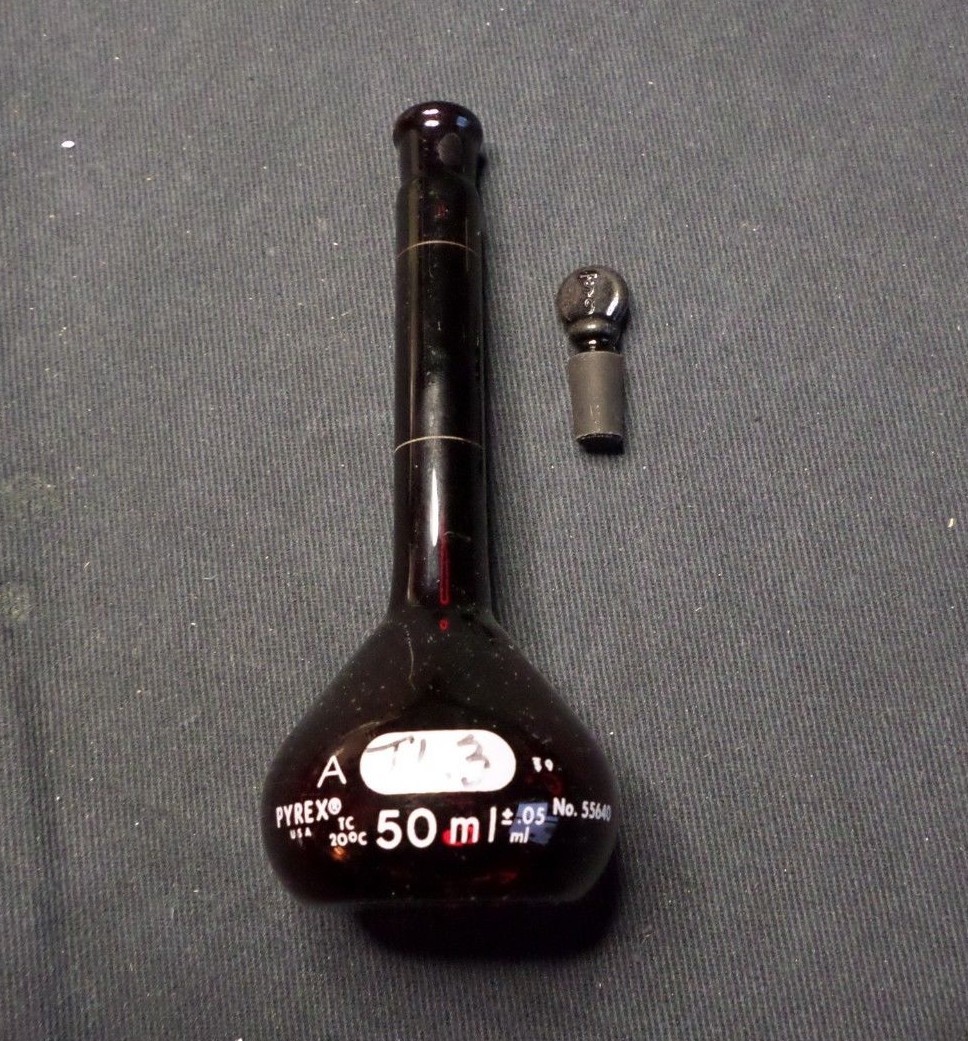 PYREX Red Low Actinic Glass Class A 50mL ±0.05 Volumetric Flask #9 Stpr 55640-50