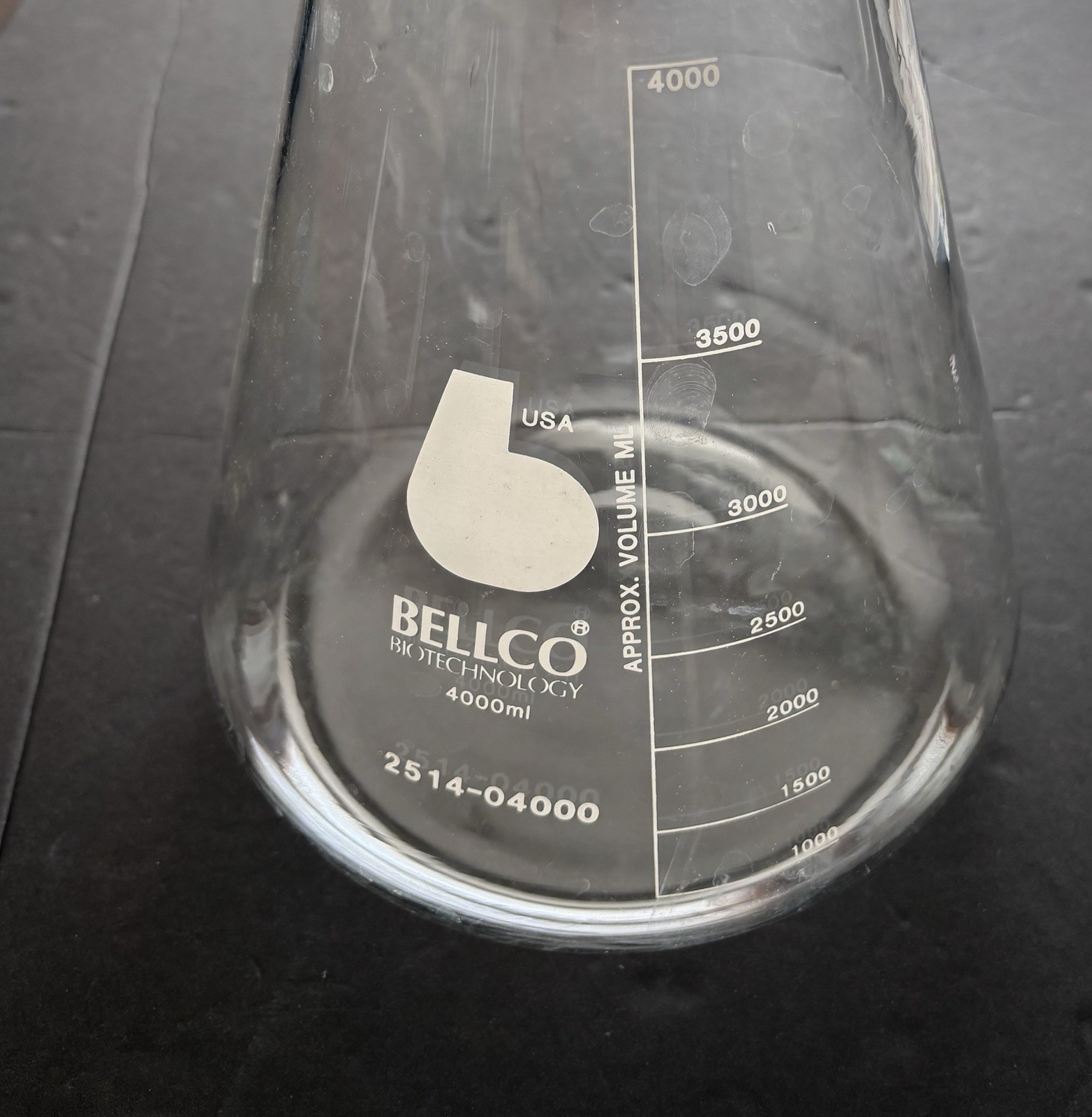 Bellco 4000 ml Graduated Glass Flask 2514-04000
