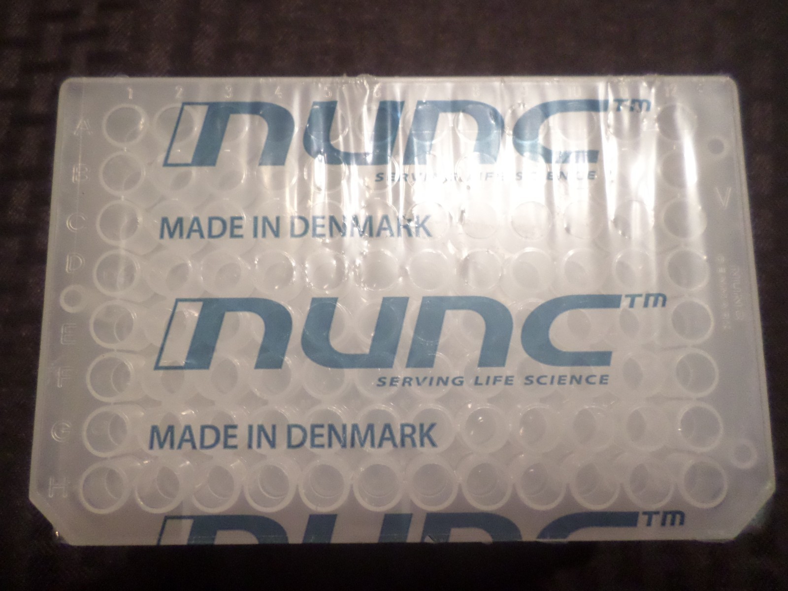 (5) Nunc 96-Well 300µL Non-Sterile V-Bottom Polypropylene Microplates, 442587