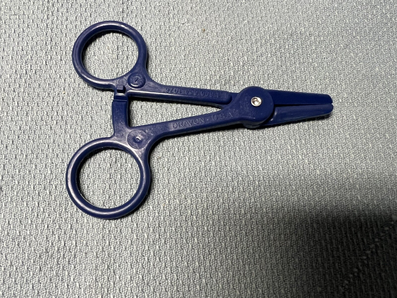 Dravon A-110 Plastic Occluding Tube Clamp (Hemostat) Lot Of 5 New Free Shipping