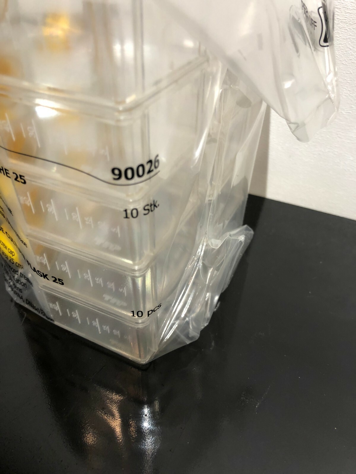 TPP Tissue Culture Flask 25cm2 90026 19PKS 190 Pieces