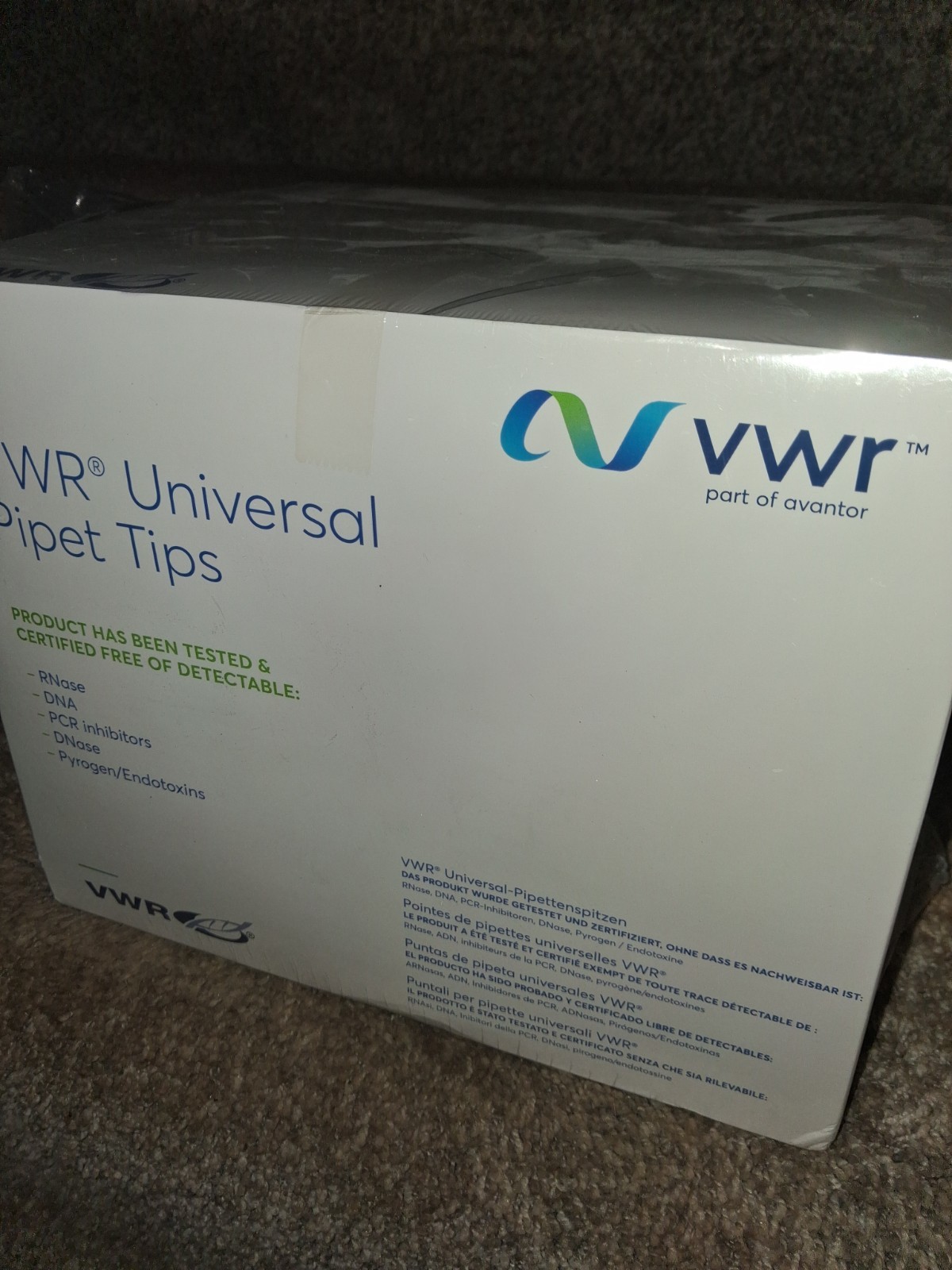 VWR Universal Pipet Tips 200 µL Low Retention, Pre-Sterile (10 Packs / 960 Tips)