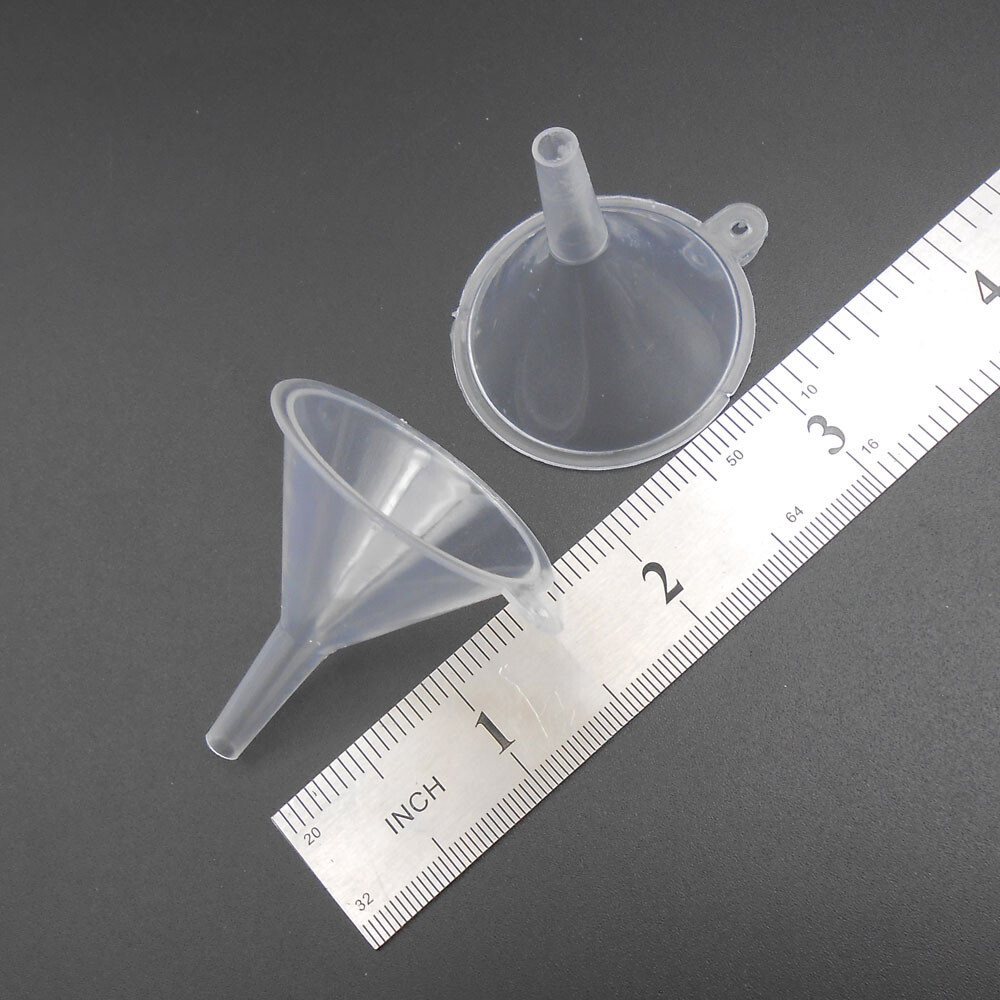 1Pc 32MM Repackaging Small Filling Funnel 4.5MM Spout For Atomiser Perfume 3.2CM