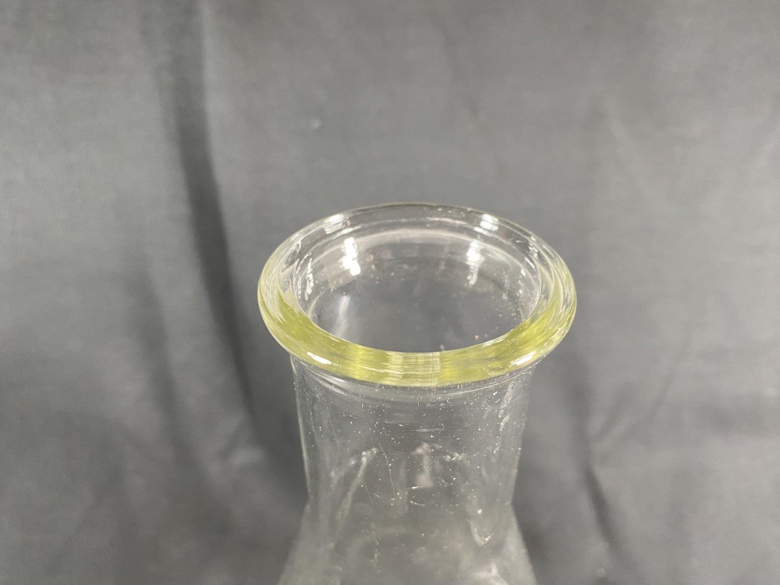 PYREX Glass 4000mL 4L Narrow Mouth Erlenmeyer Flask 4980-4L (1/Pk)