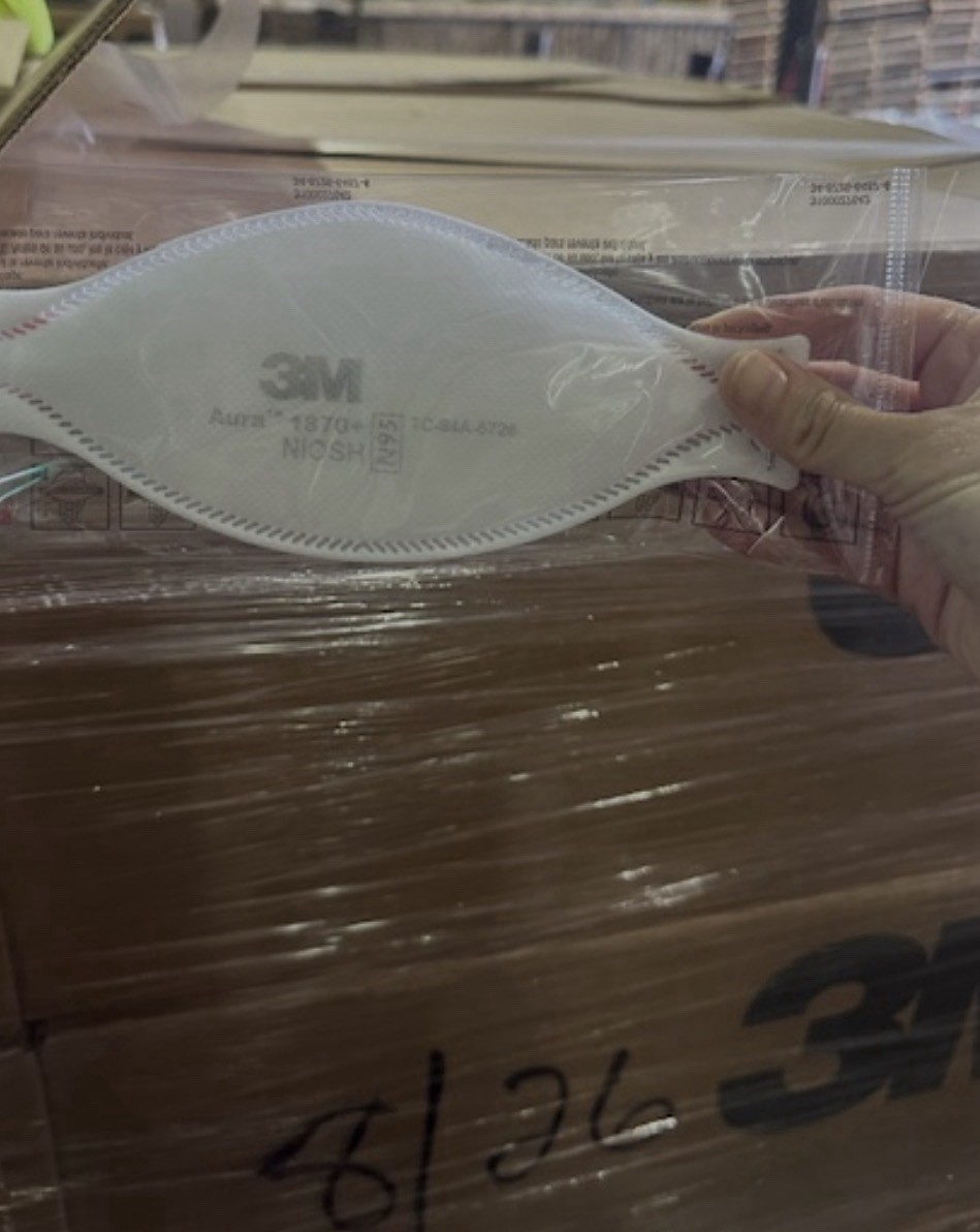 3M Aura 1870 N95 Particulate Respirator Masks Case of 440 Expiring 08/1/26